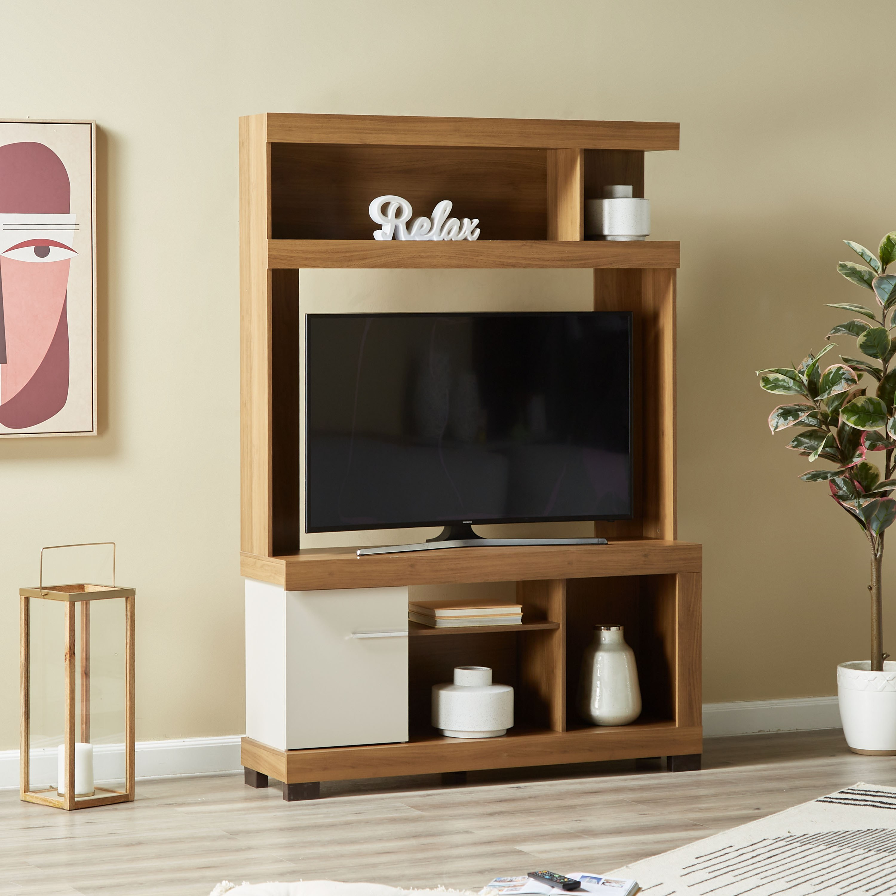 Modular entertainment outlet center