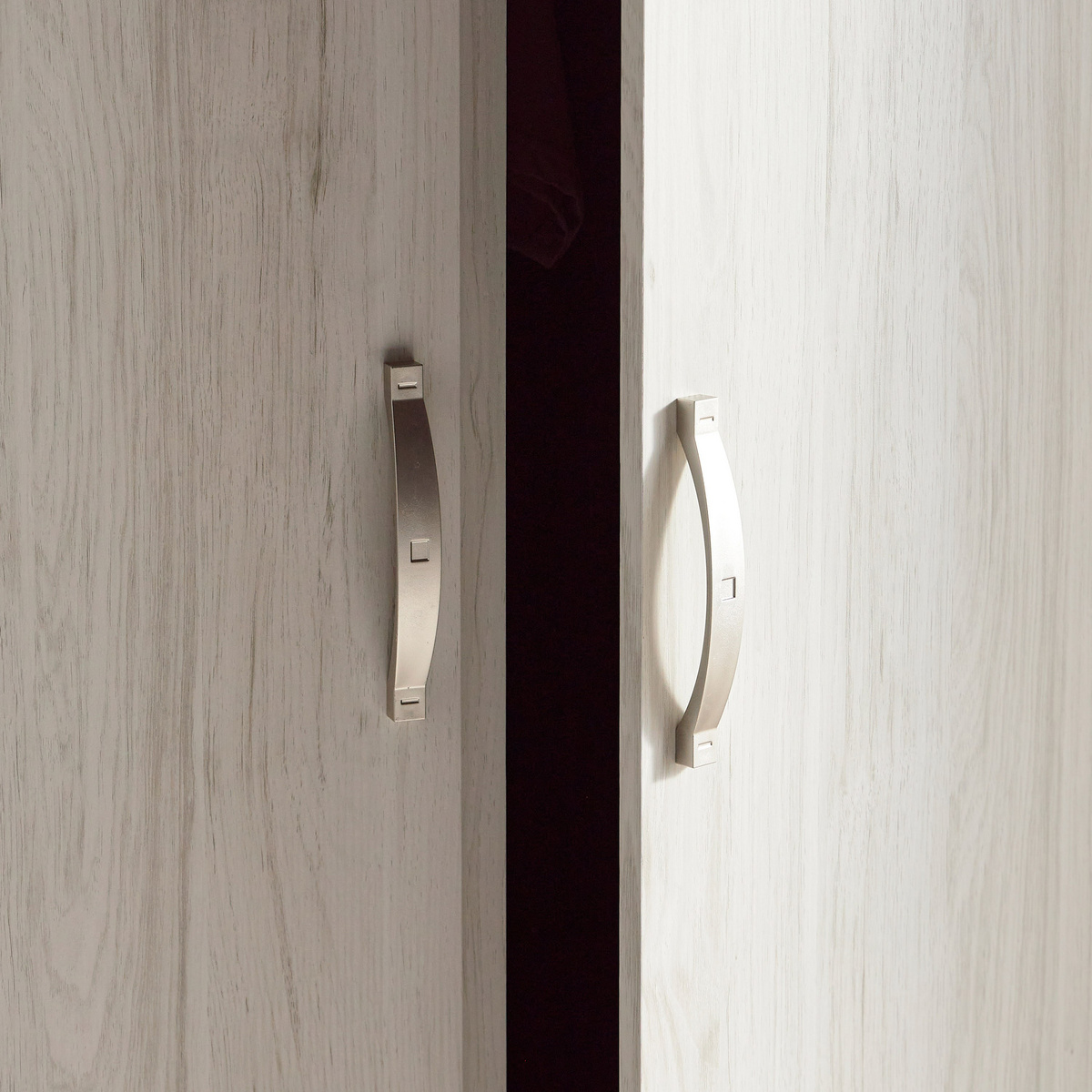 خزانة ملابس - إليمنتس 18 | خزانة ملابس - إليمنتس