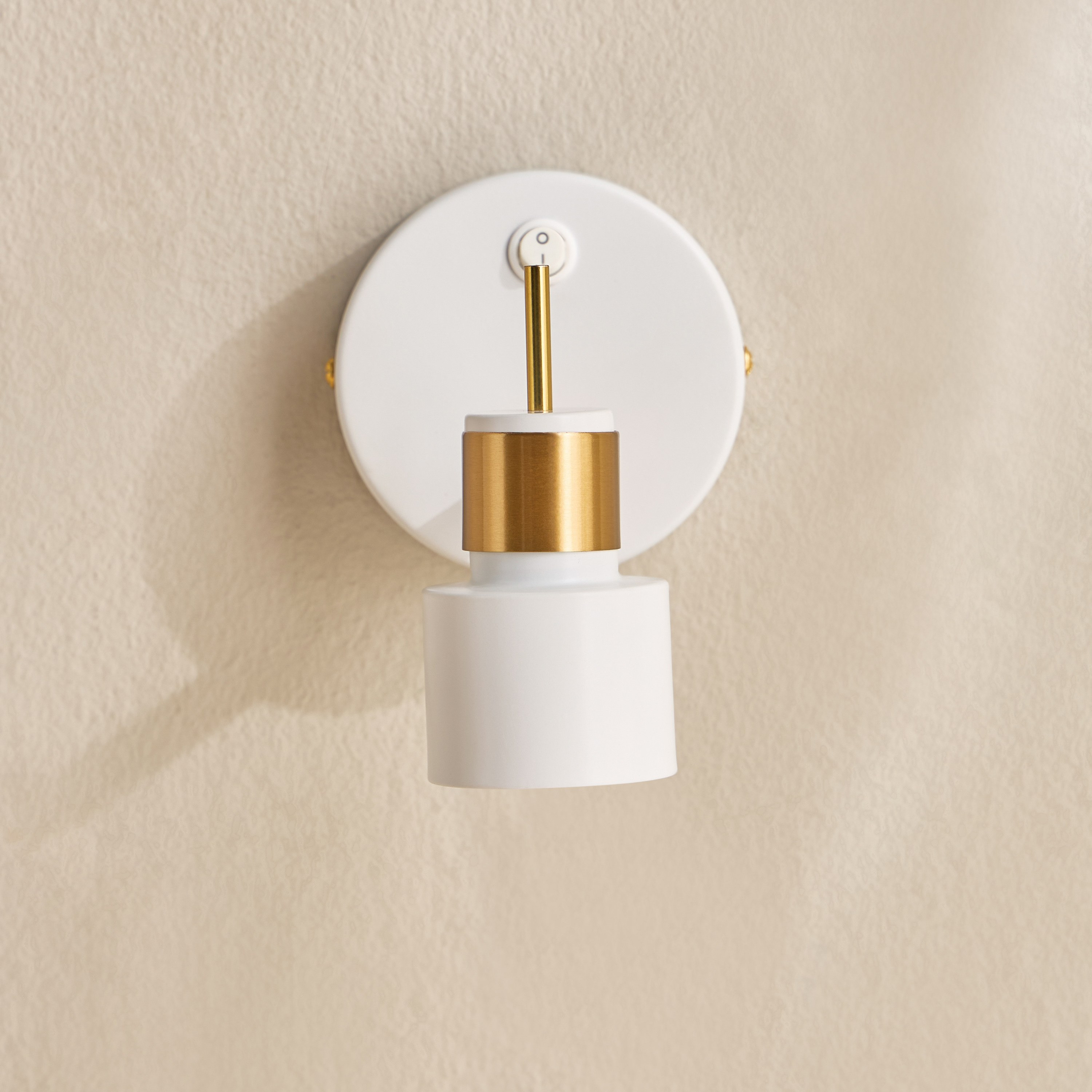 Ashley Metal Wall Lamp-household-lighting-walllamps-image-2