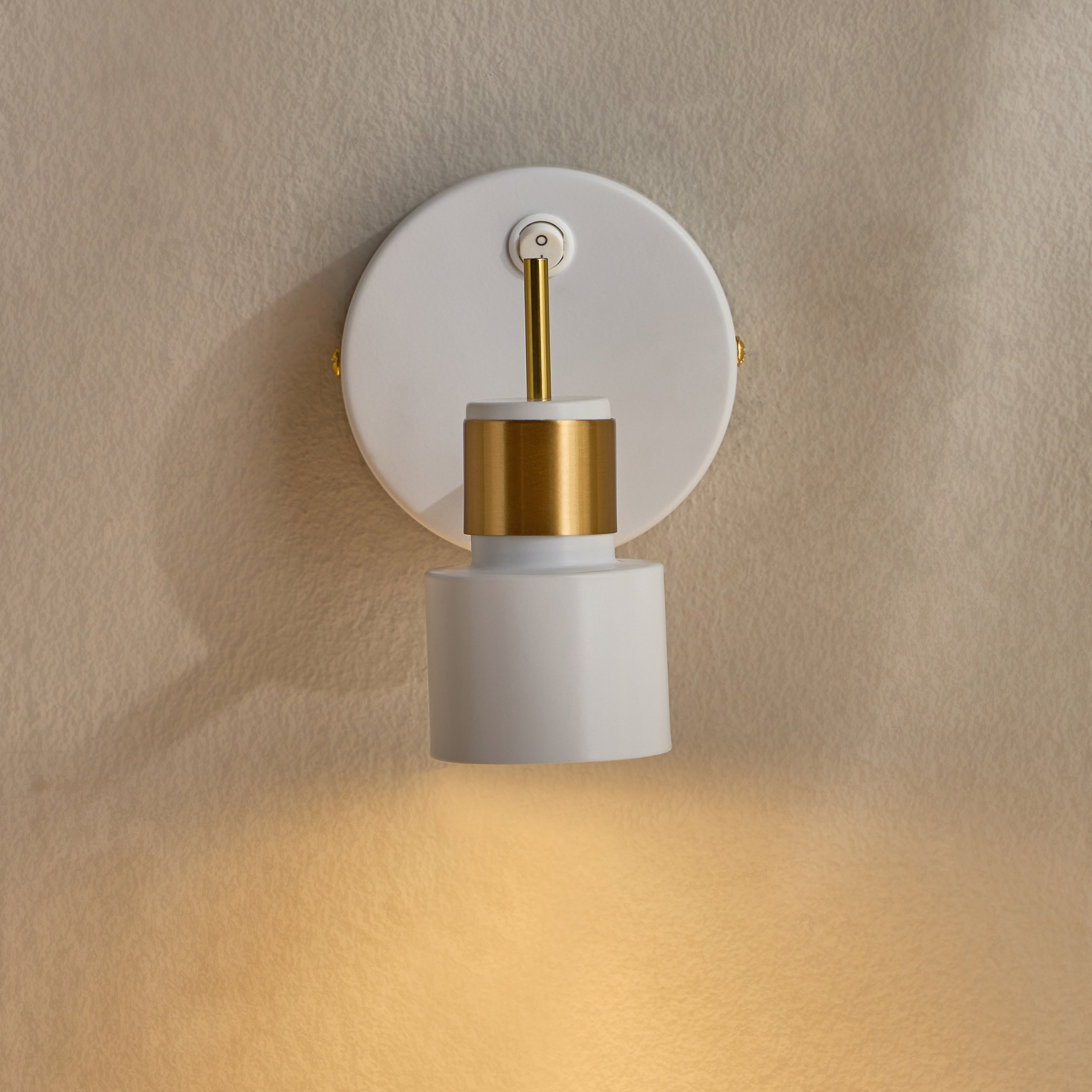 Ashley Metal Wall Lamp-household-lighting-walllamps-image-3
