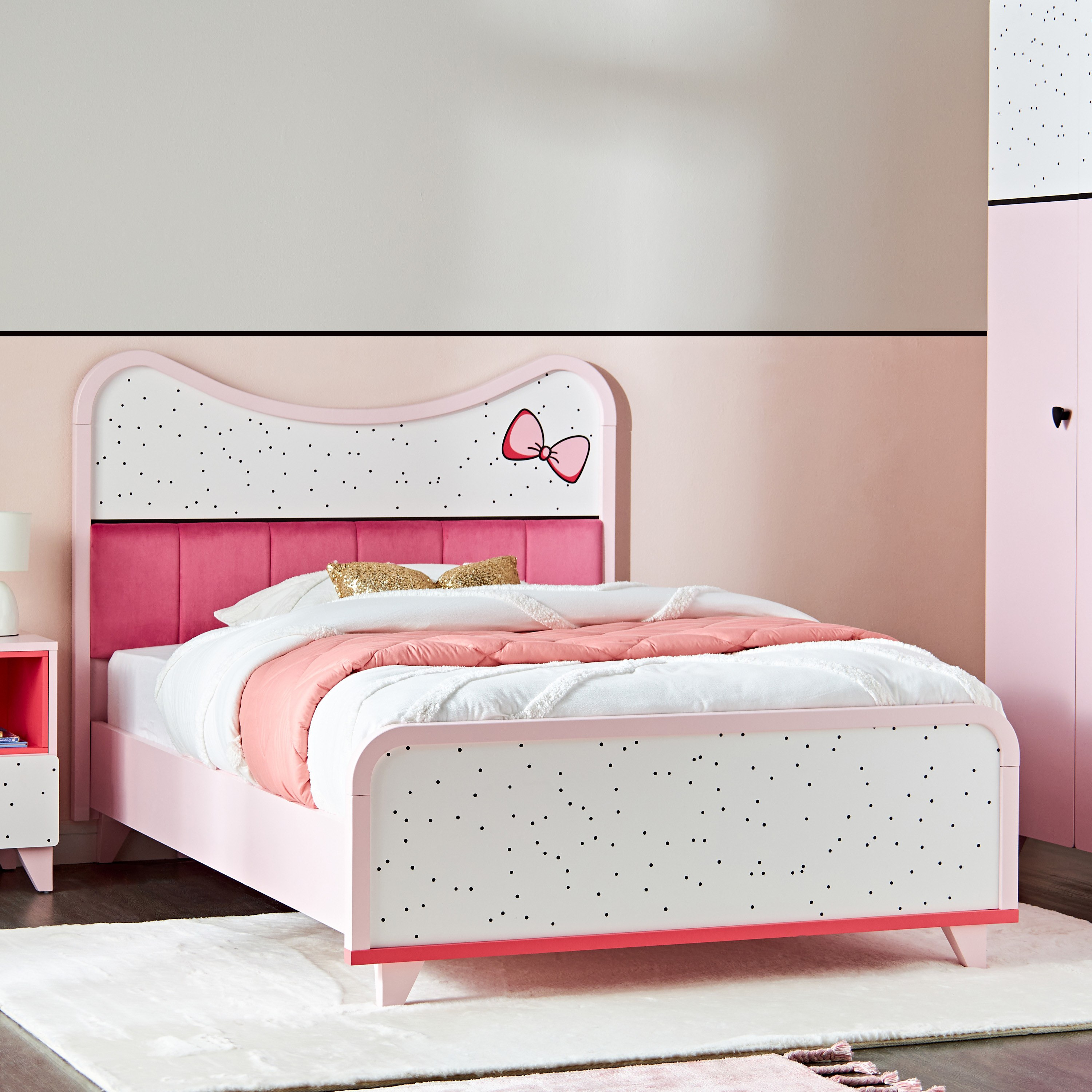 Pan emirates deals single bed