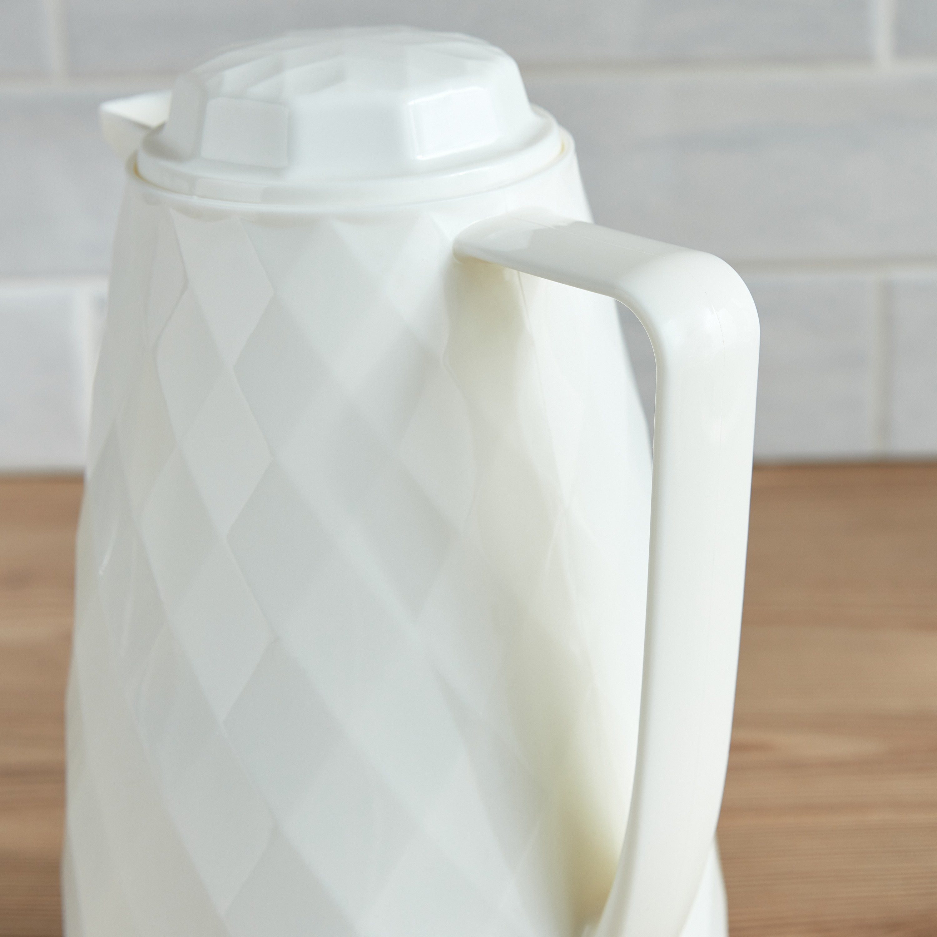 Geo Vacuum Jug - 1 L-household-dining-teaandcoffee-vacuumflaskscoffeeandteapots-image-2