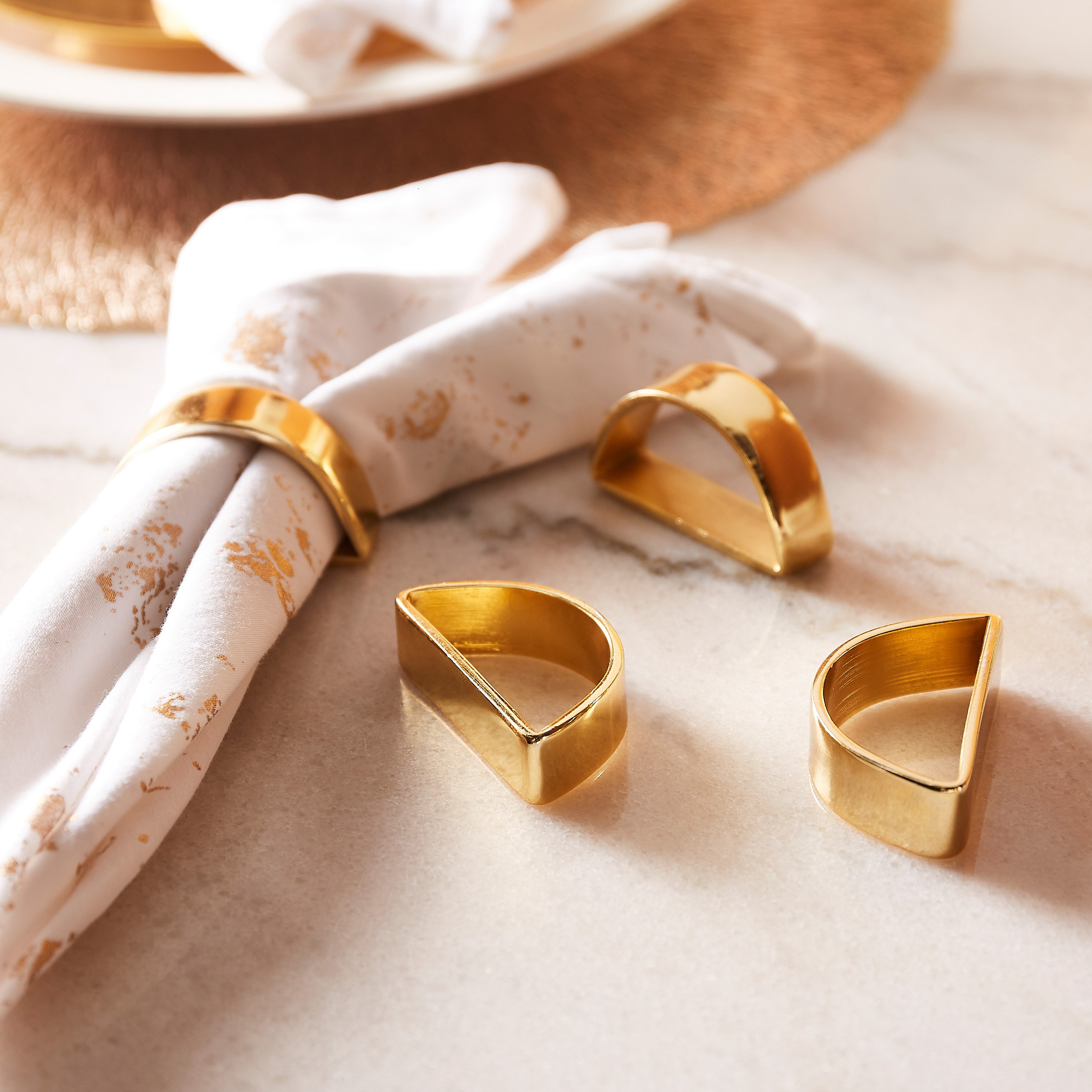 Gold star hot sale napkin rings