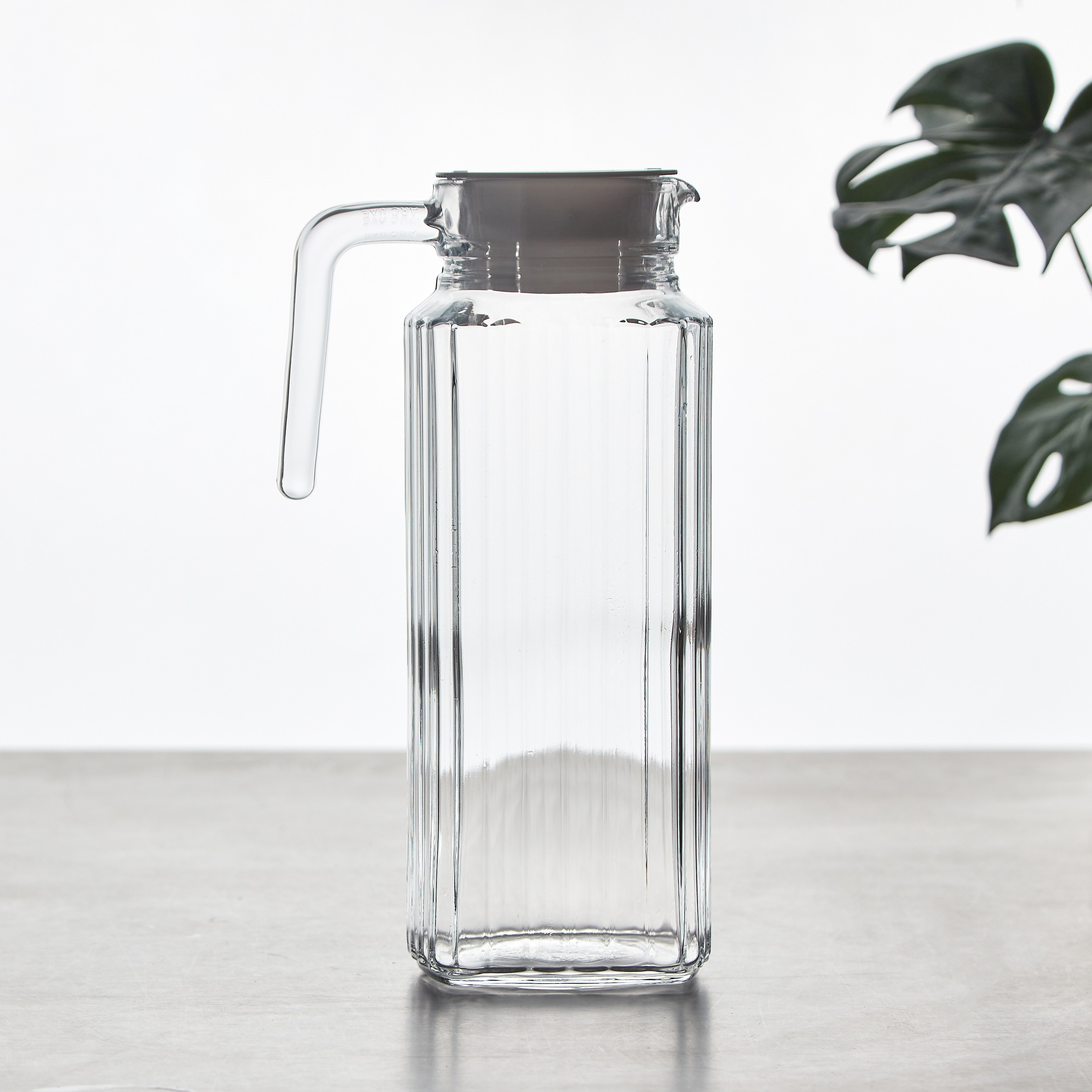 Lima Jug - 1.3 L-household-dining-drinkserveware-jugsdecantersandcarafes-image-1