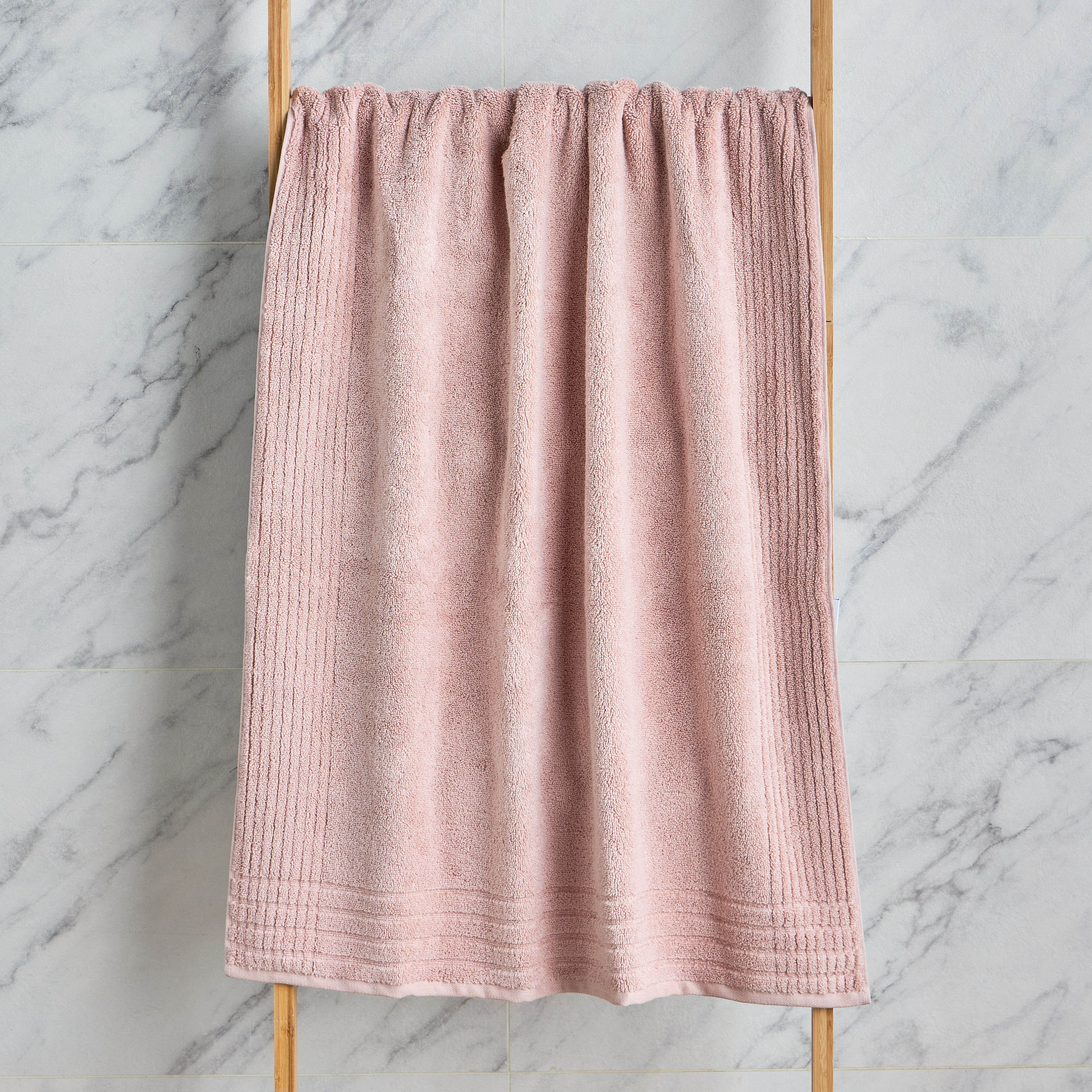 Egyptian 600 GSM Cotton Bath Towel - 70x140 cm-household-bathandlaundry-bathlinen-towels-image-1