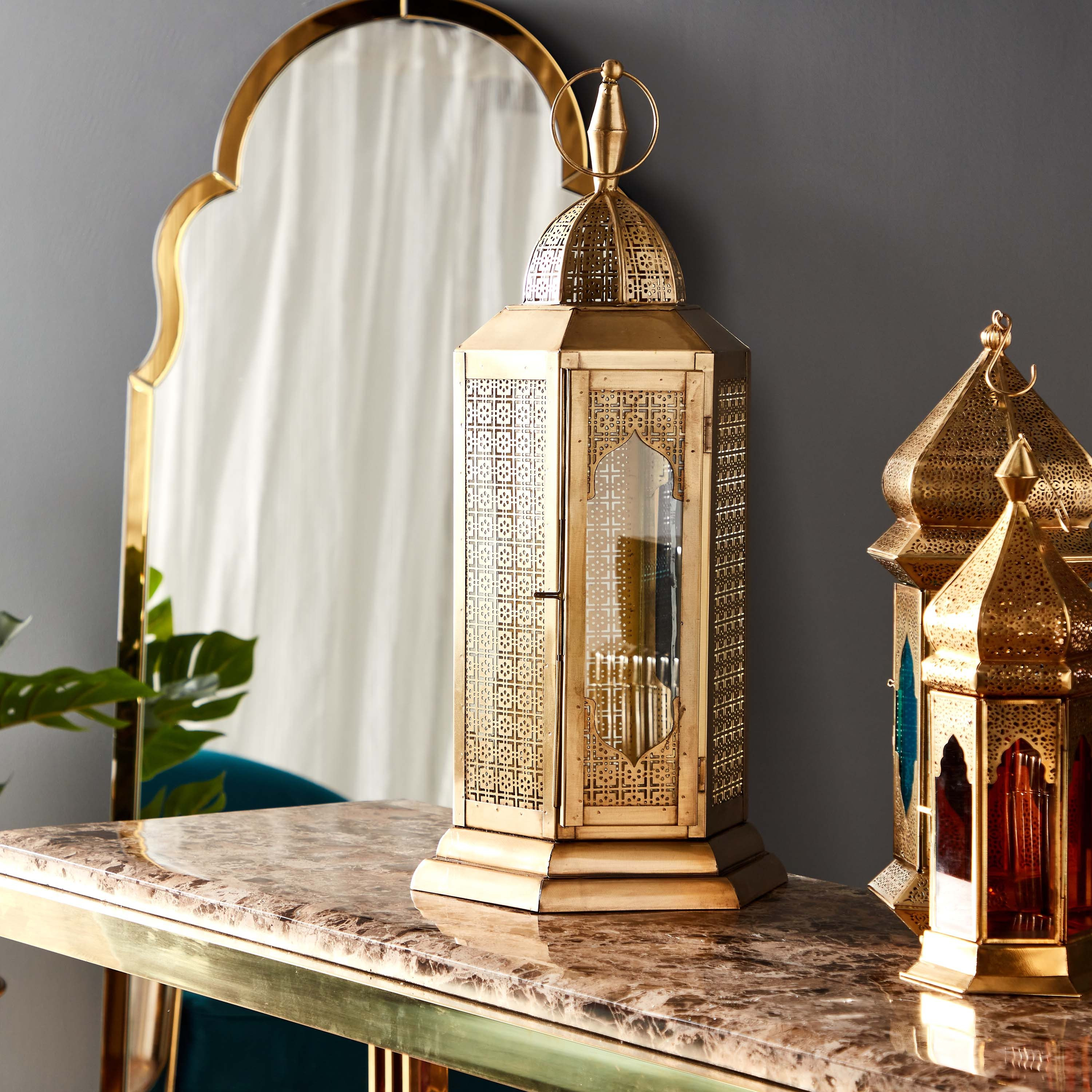 Gold floor hot sale lantern