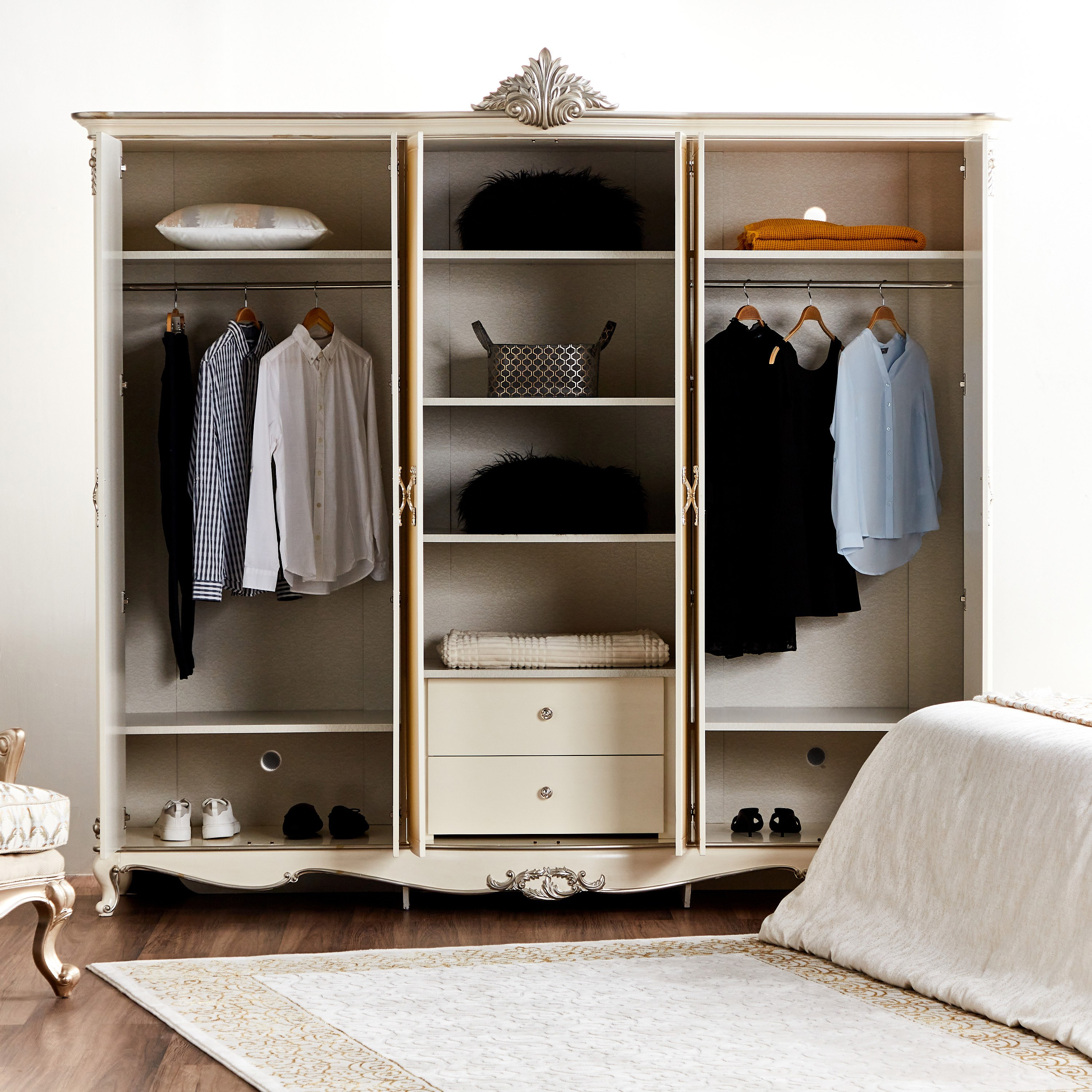 | خزانة ملابس 6 أبواب بأدراج - ديانا