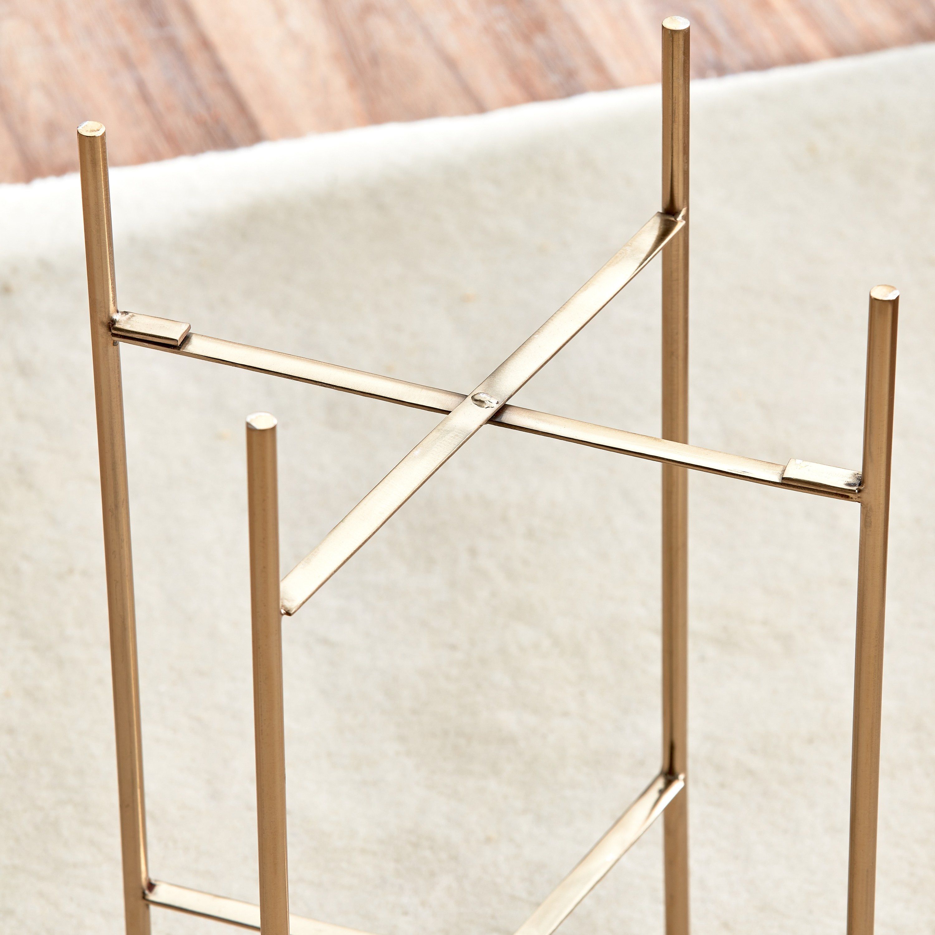 Inspire Me! Home Decor Monomio Metal Planter with Stand-household-gardenandoutdoor-potsandplanters-planters-image-4