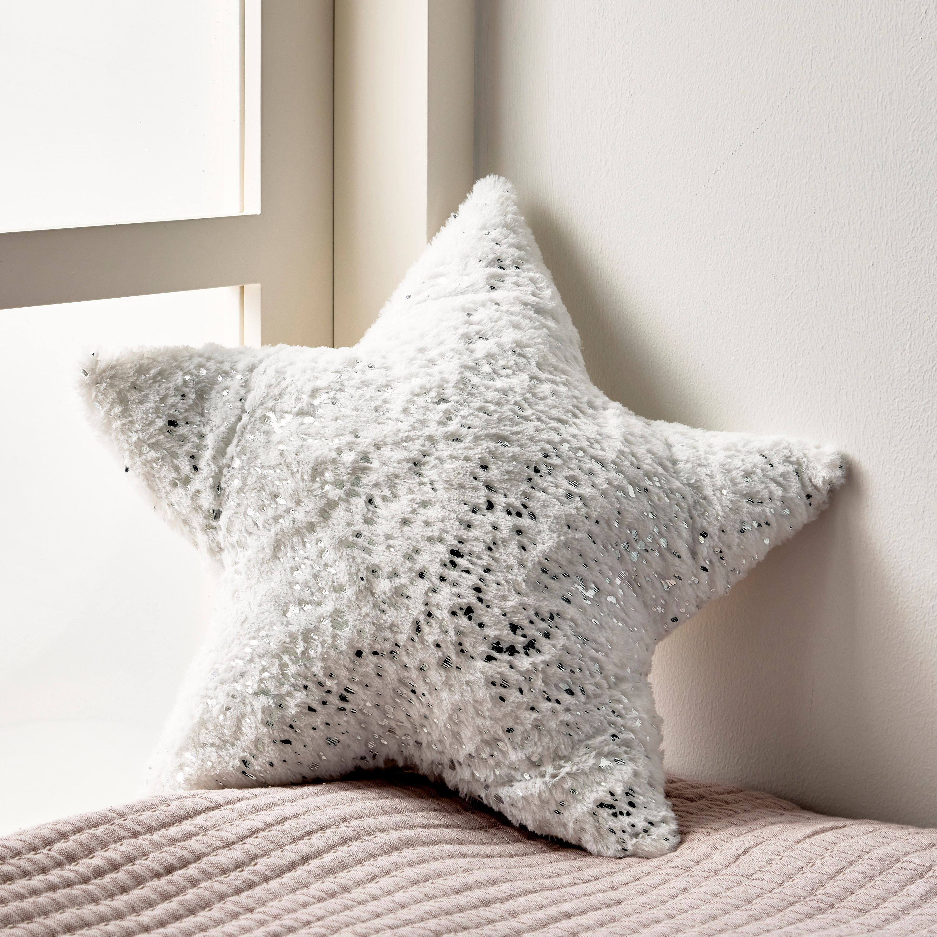 Skyler Fur and Foiling Star Shaped Cushion - 46x46 cm
