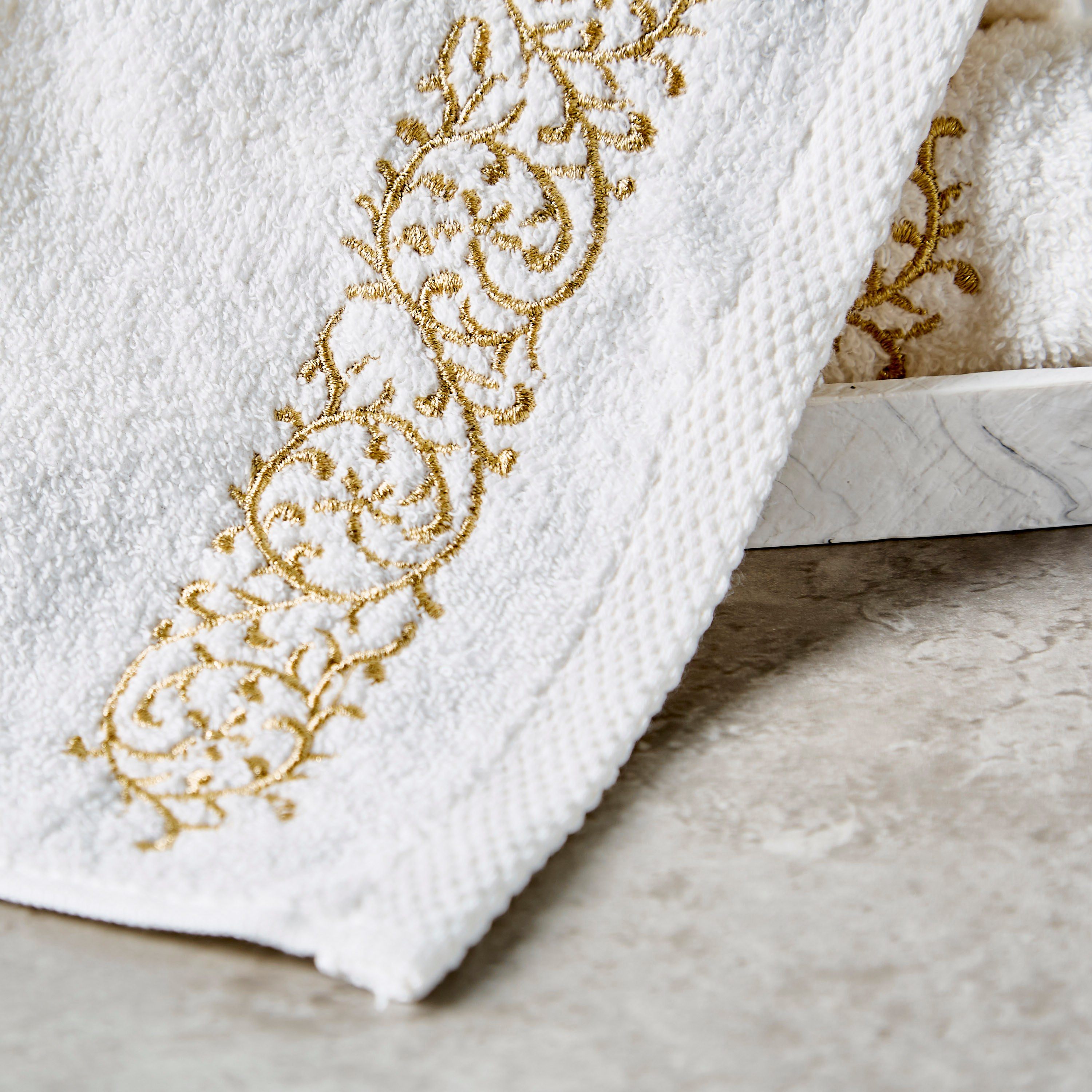 Eminence 4-Piece Fingertip Towel Set-household-bathandlaundry-bathlinen-towels-image-2