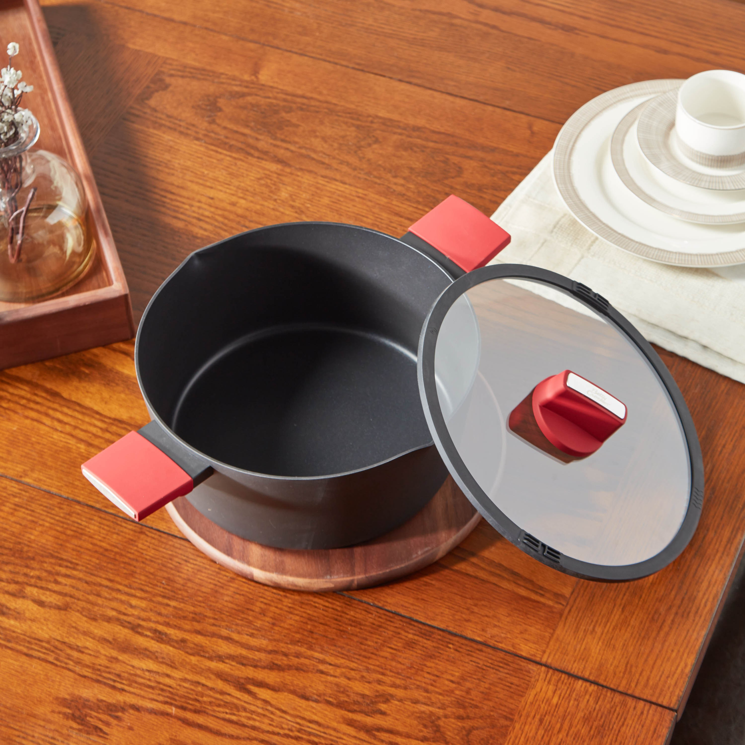 Betty Crocker Casserole with Lid - 28 cm-household-kitchen-cookware-potsandpans-image-2