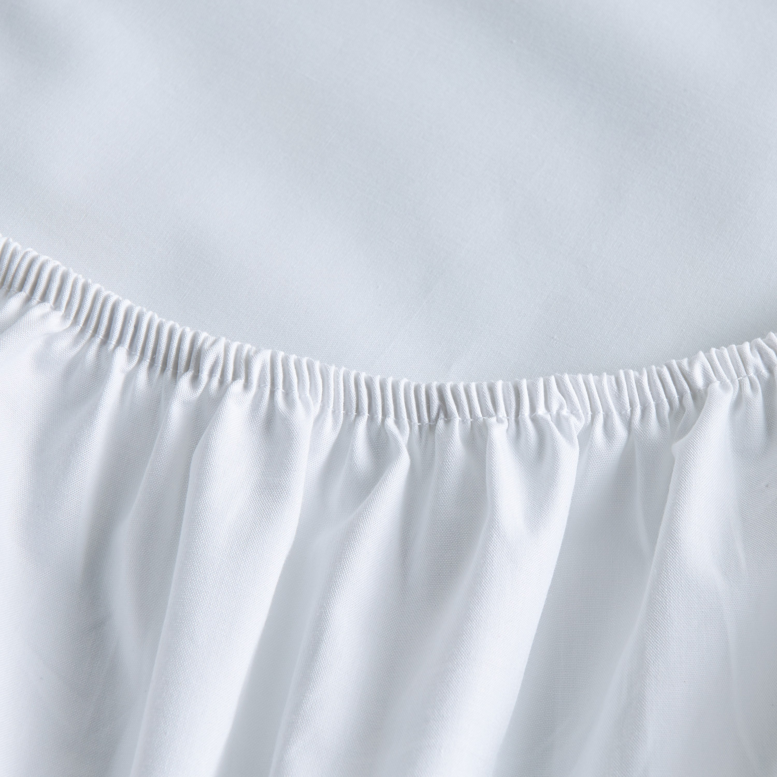 Serenity Cotton Percale 200 Thread Count Queen Fitted Sheet - 160x200 cm-household-bedding-sheetsandpillowcases-fittedsheets-image-4