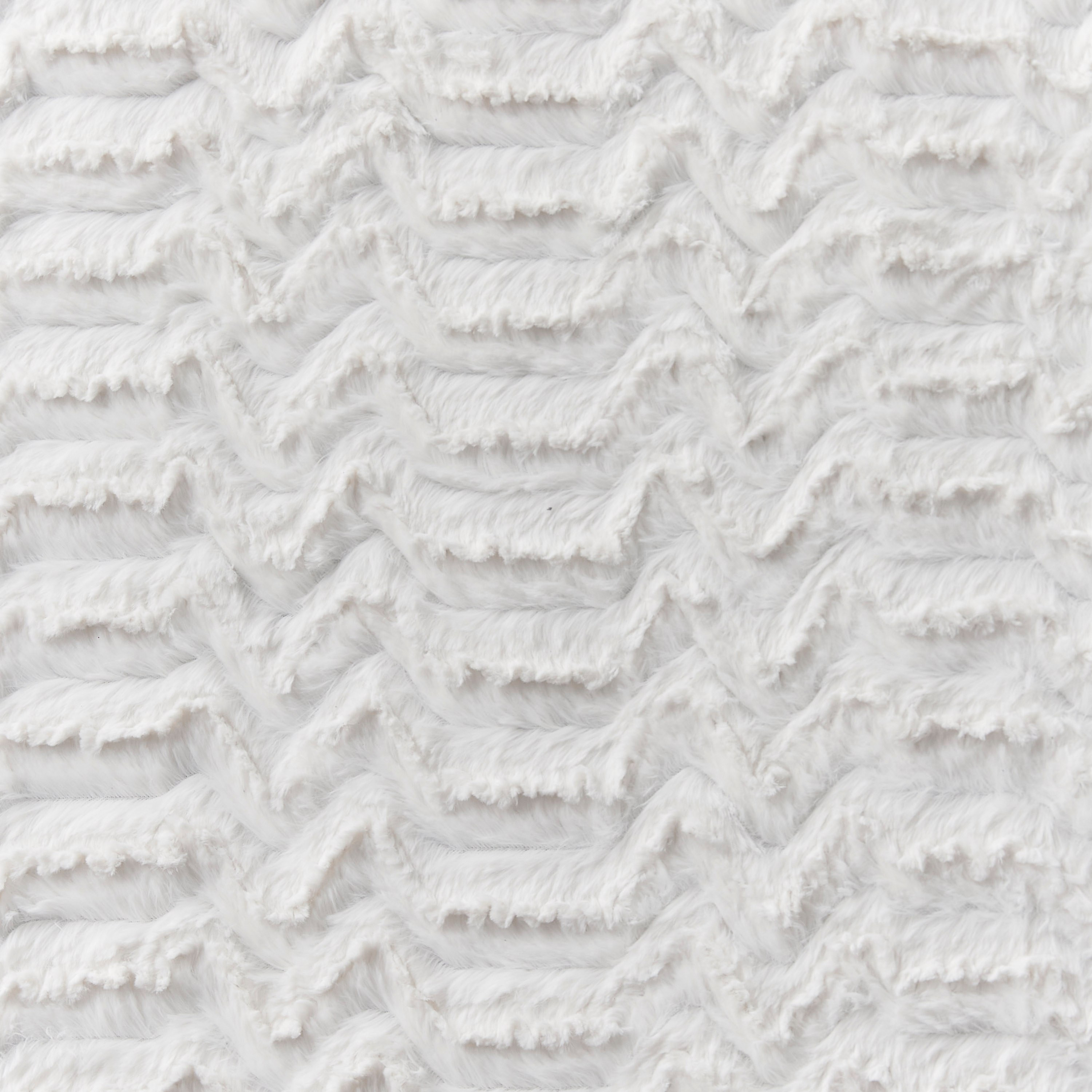 Innis Soft Fur Rug - 120x160 cm-household-rugsandcarpets-rugs-image-2