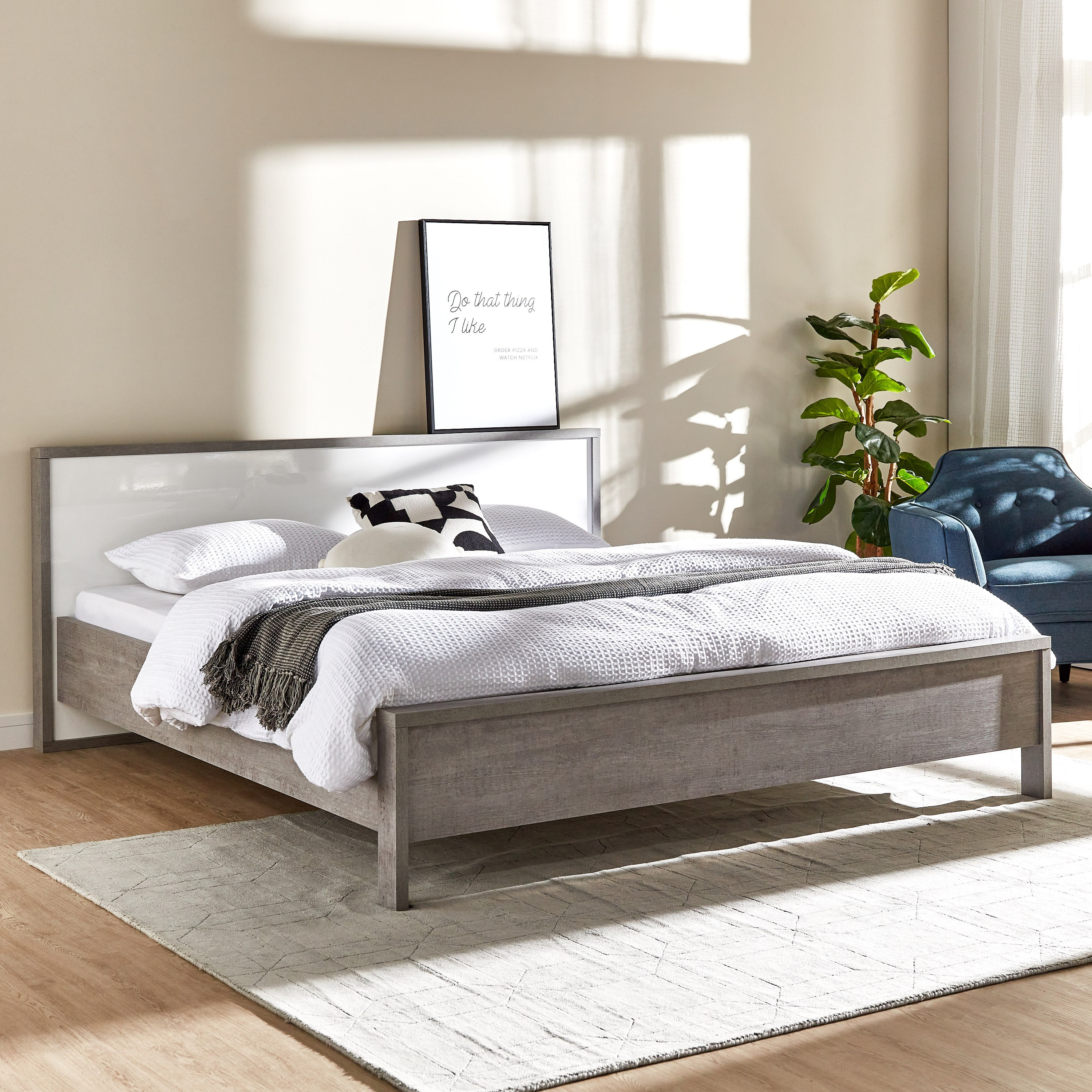 Corner bed on sale frame queen