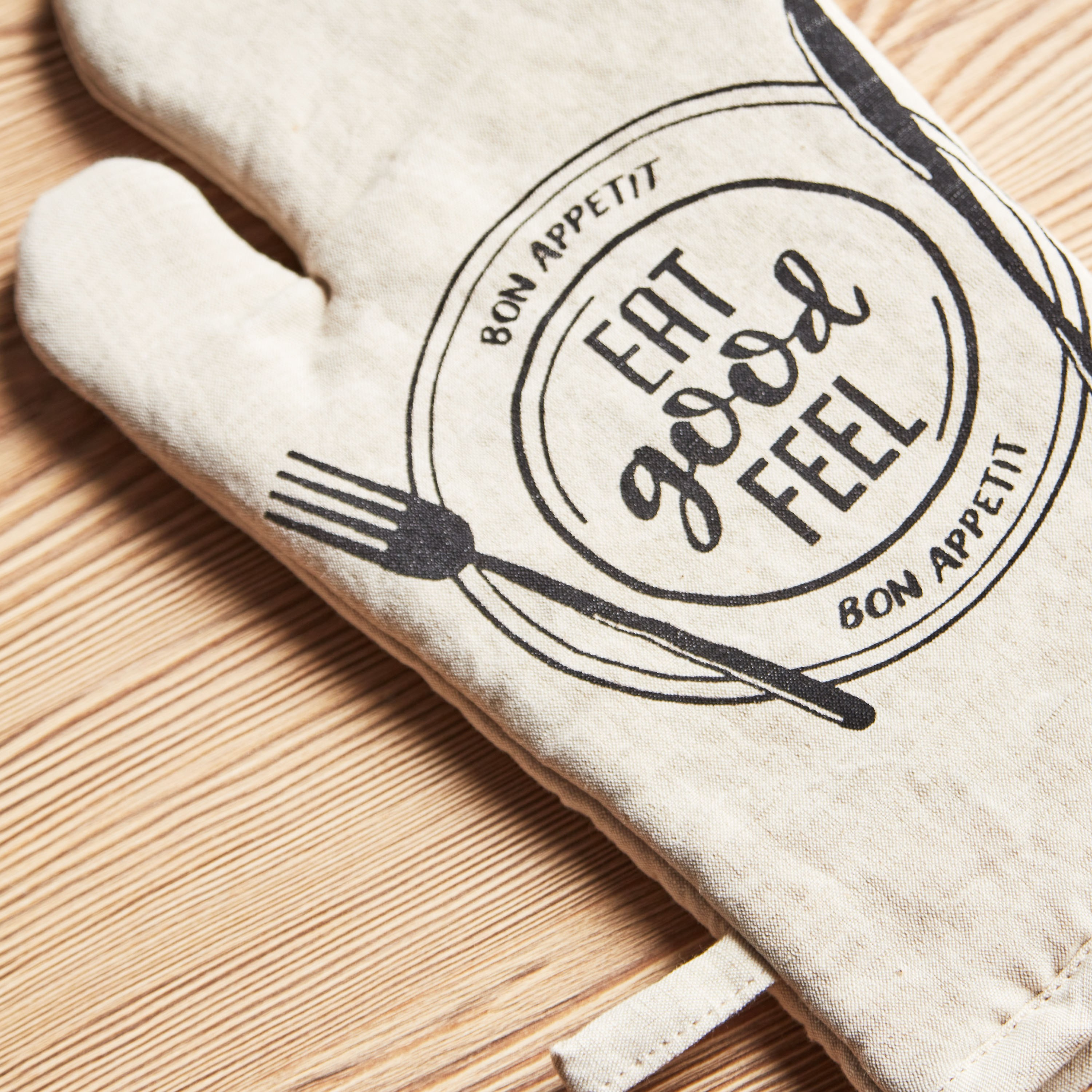 Vintage Oven Mitten-household-kitchen-kitchenlinen-apronsmittsandpotholders-image-2