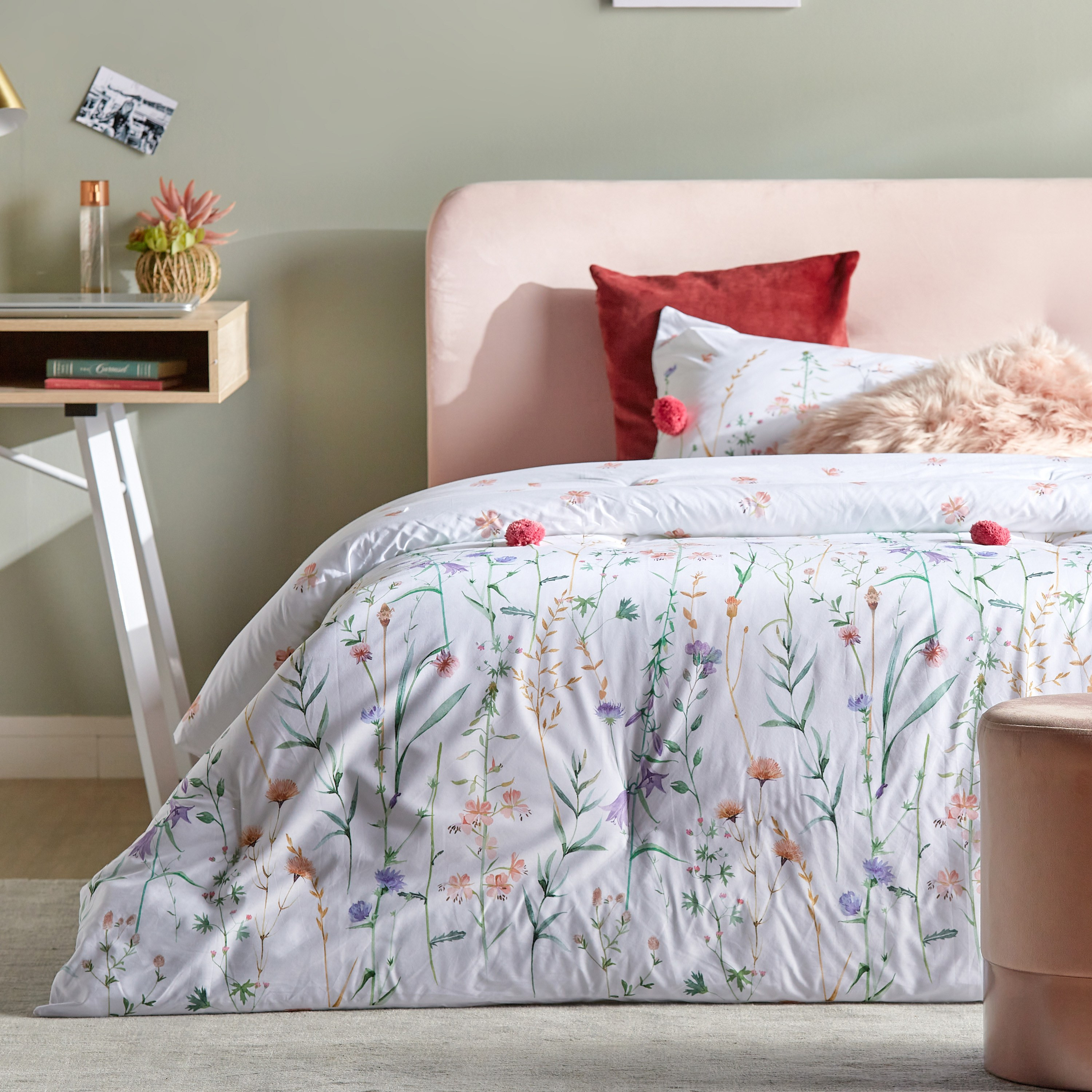 طقم لحاف كوين بطبعات أزهار قطعتين 200x240 سم - كريسدا-babyandkids-beddingandwindows-bedding-comforters-image-4