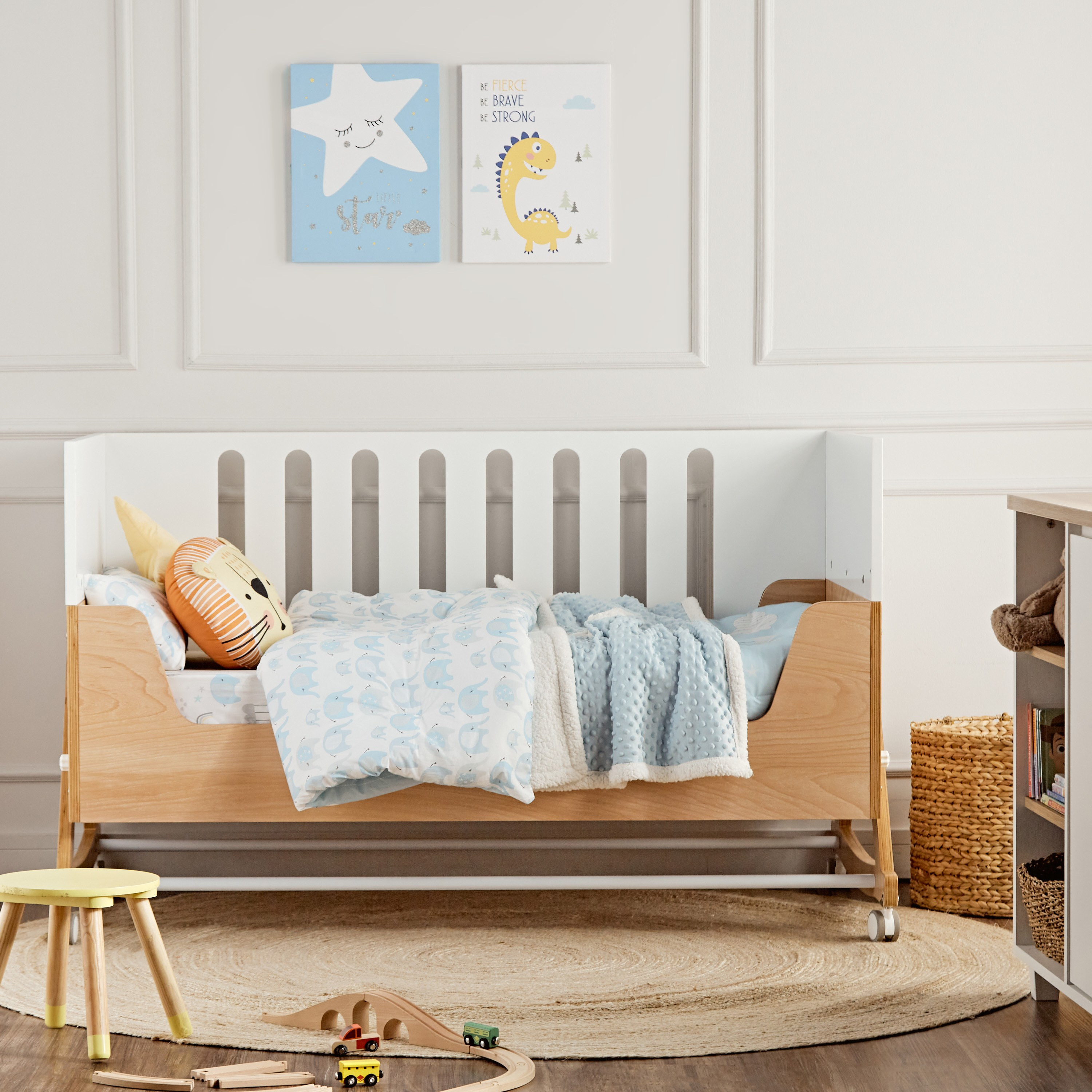 Baby cot 2025 flat sheets