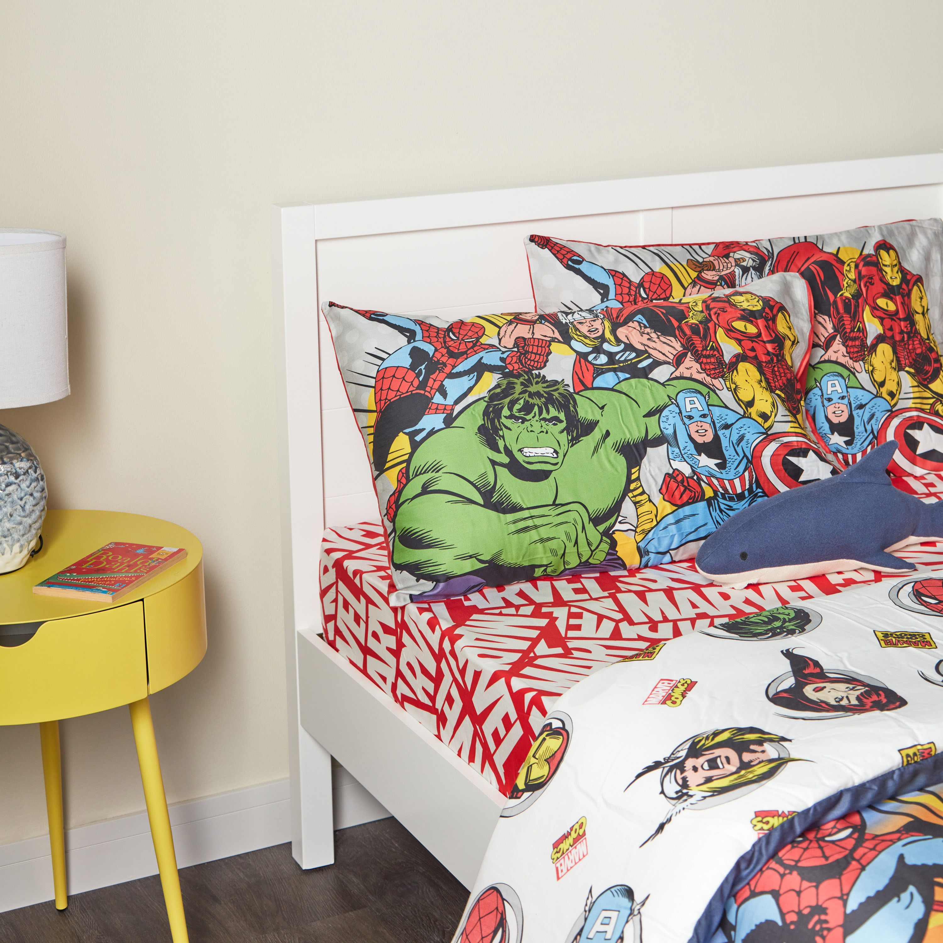 Marvel Super Heroes Logo Full Fitted Sheet 120x200 cm