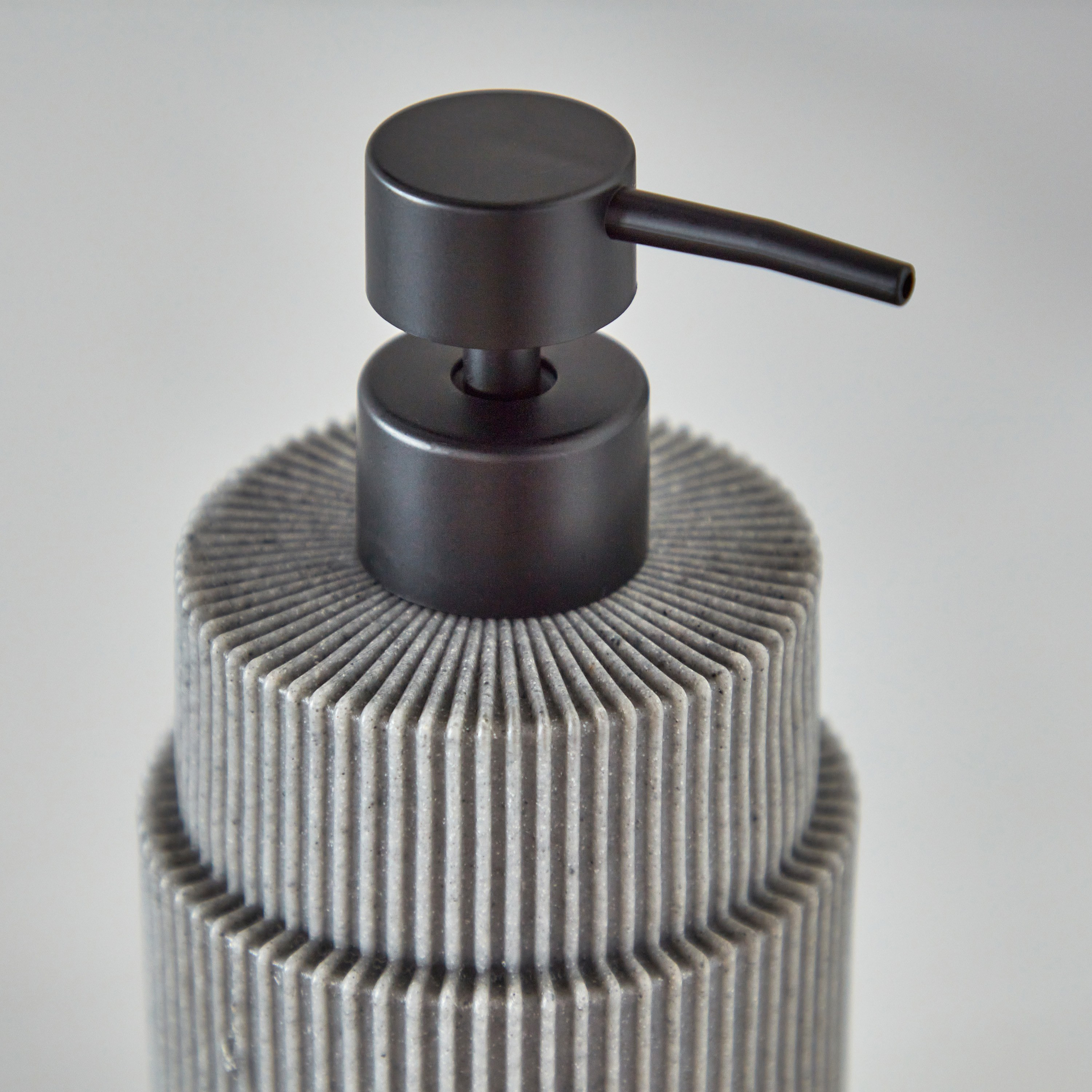 Urban Soap Dispenser-household-bathandlaundry-bathaccessories-soapdishesanddispensers-image-2