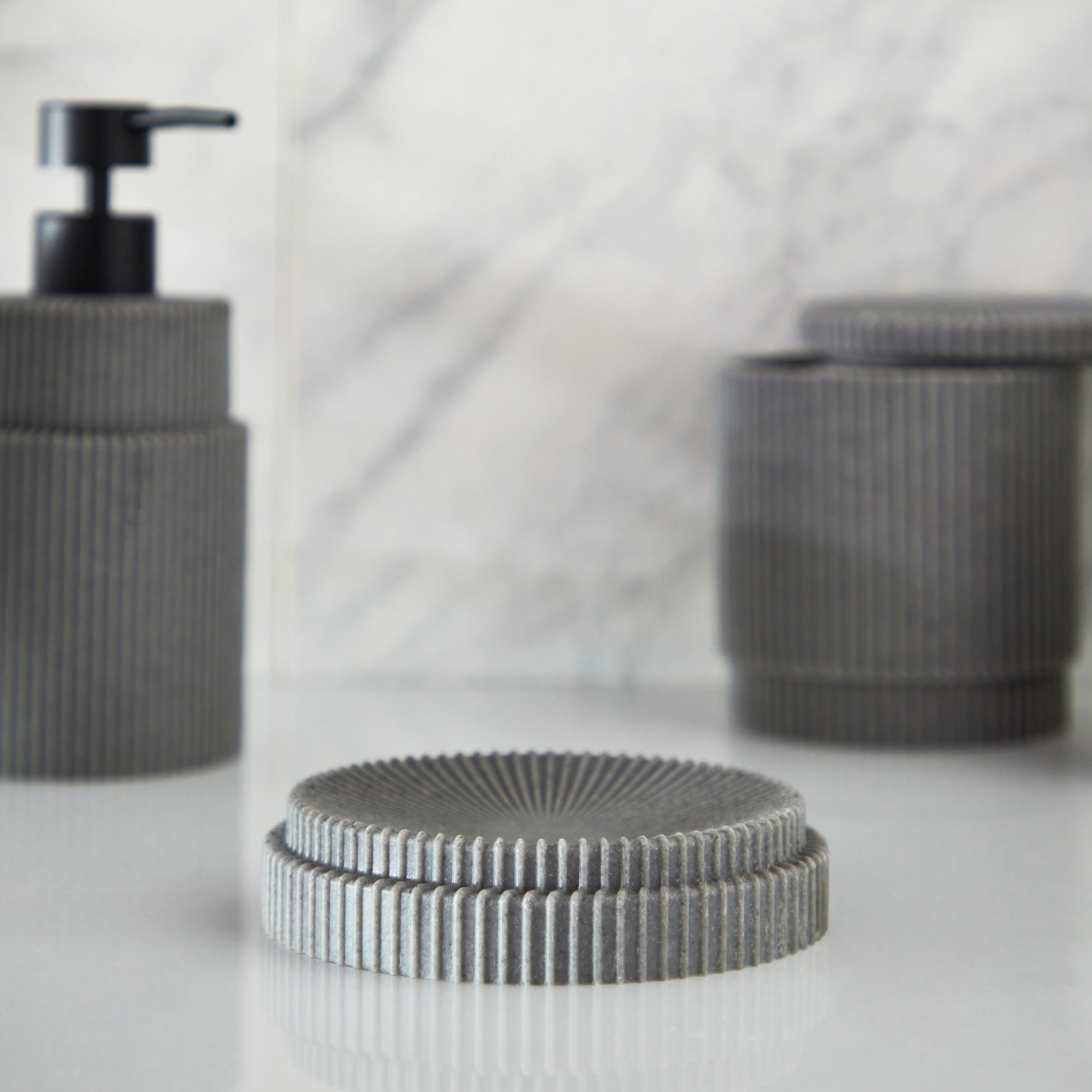 Urban Soap Dish-household-bathandlaundry-bathaccessories-soapdishesanddispensers-image-1