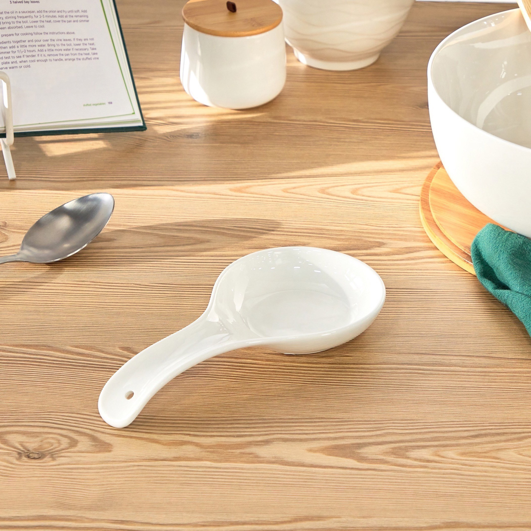 Veton Porcelain Spoon Rest-household-kitchen-kitchenorganising-countertoporganising-image-1