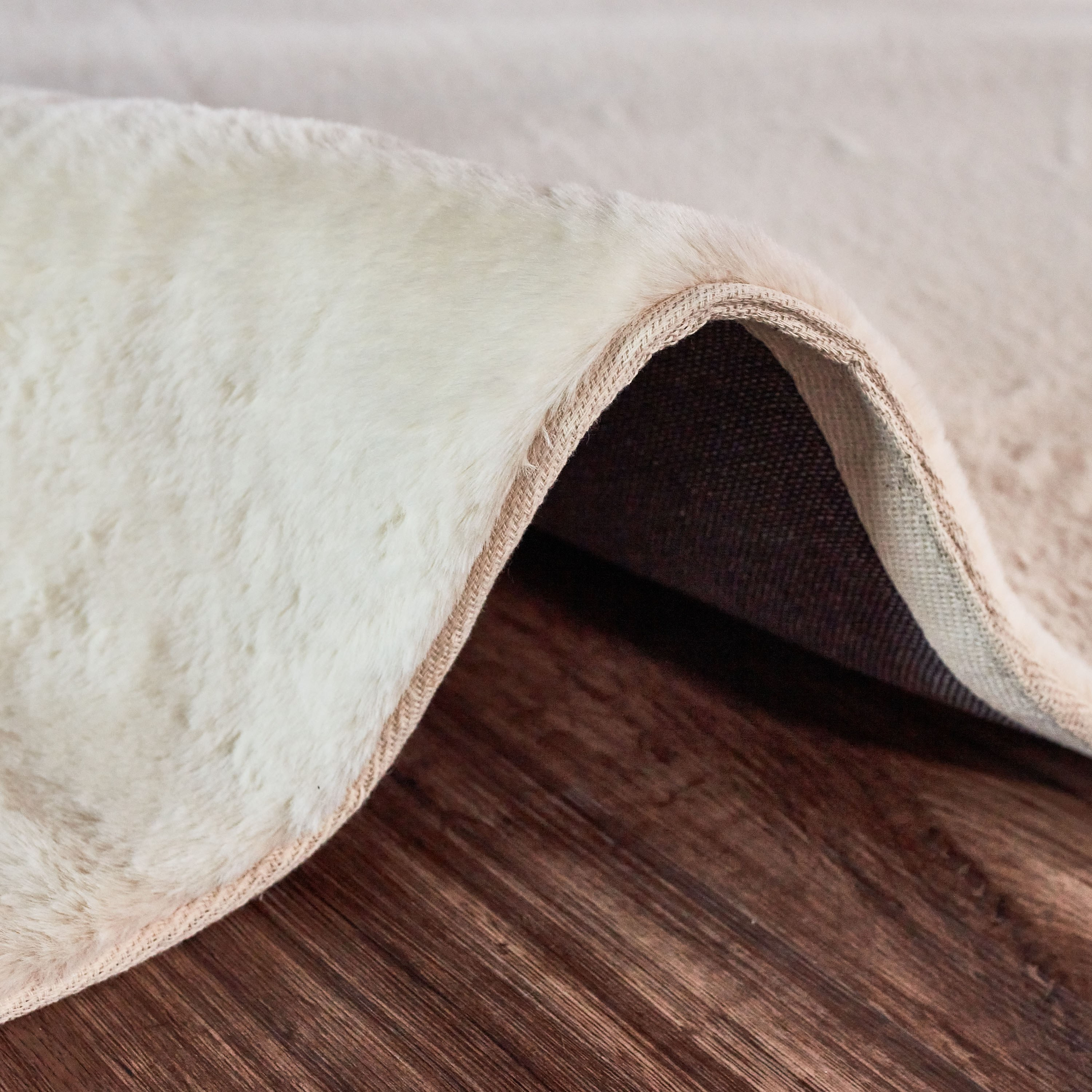 سجادة فائقة النعومة - أفينيتي - 160x230 سم -household-rugsandcarpets-rugs-image-3