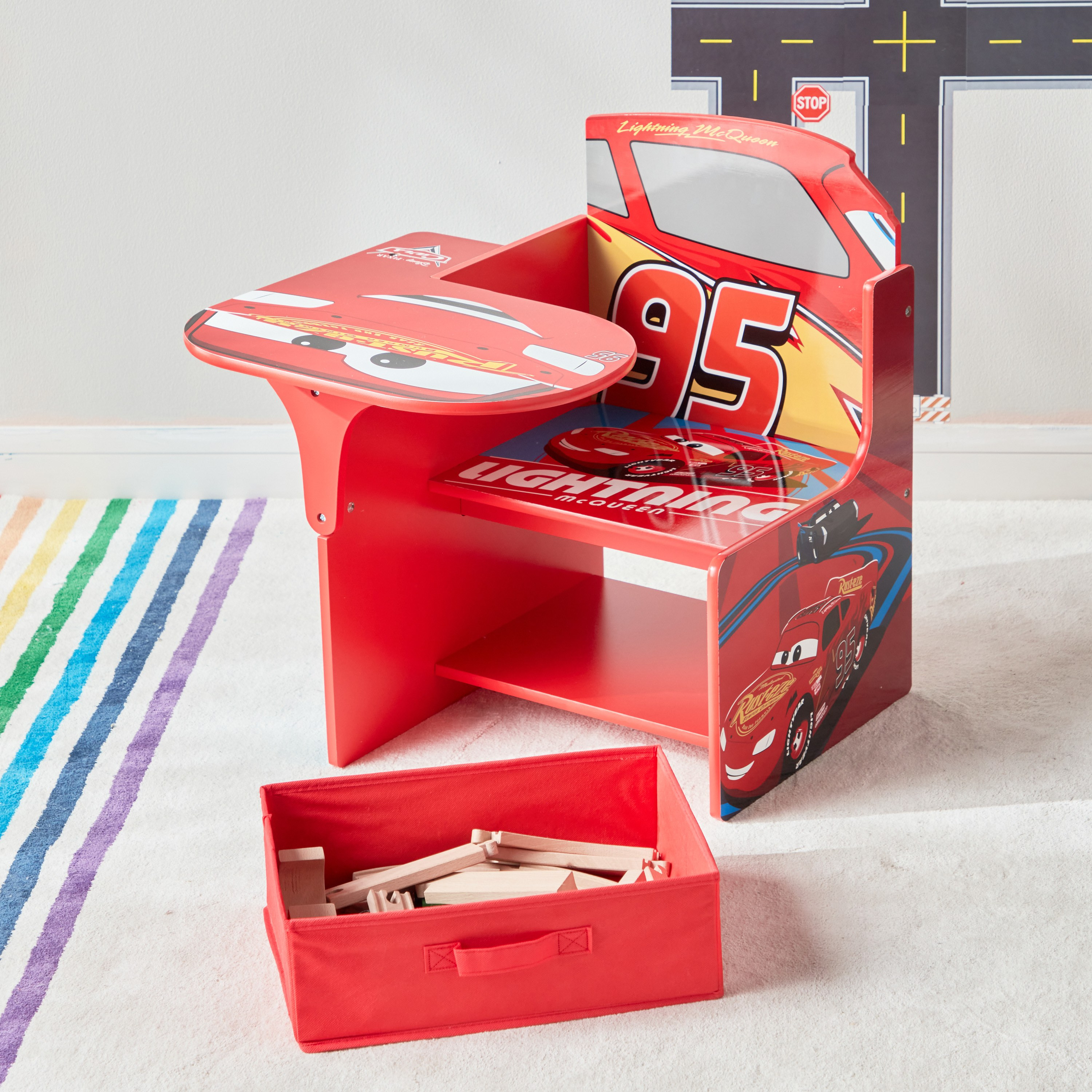 Disney cars best sale table and chairs