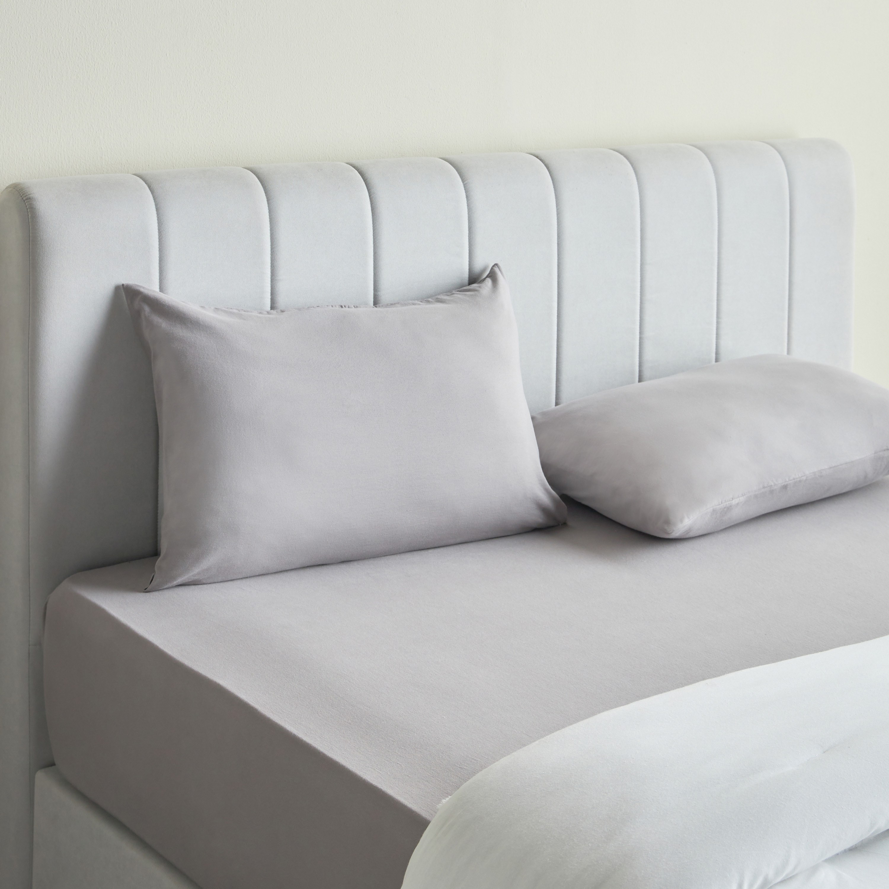 Cloud Turkish Cotton Jersey King Fitted Sheet - 180x200 cm-household-bedding-sheetsandpillowcases-fittedsheets-image-2