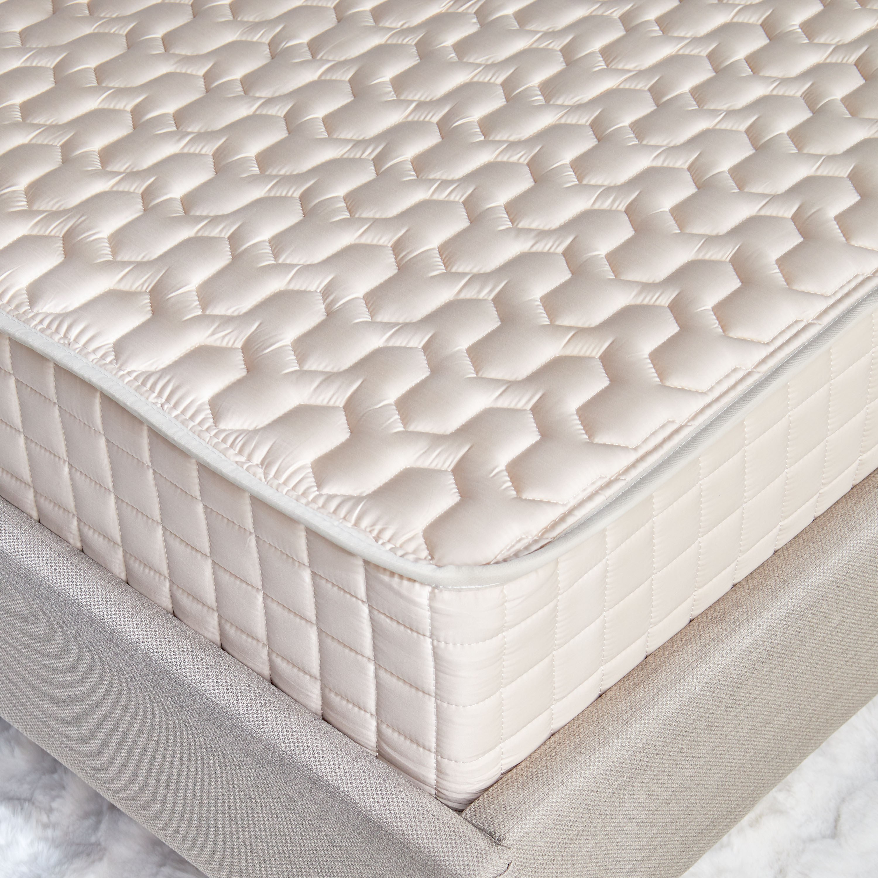 Shop Naturelle Spring Queen Mattress 160x200 cm Online Homecentre Oman