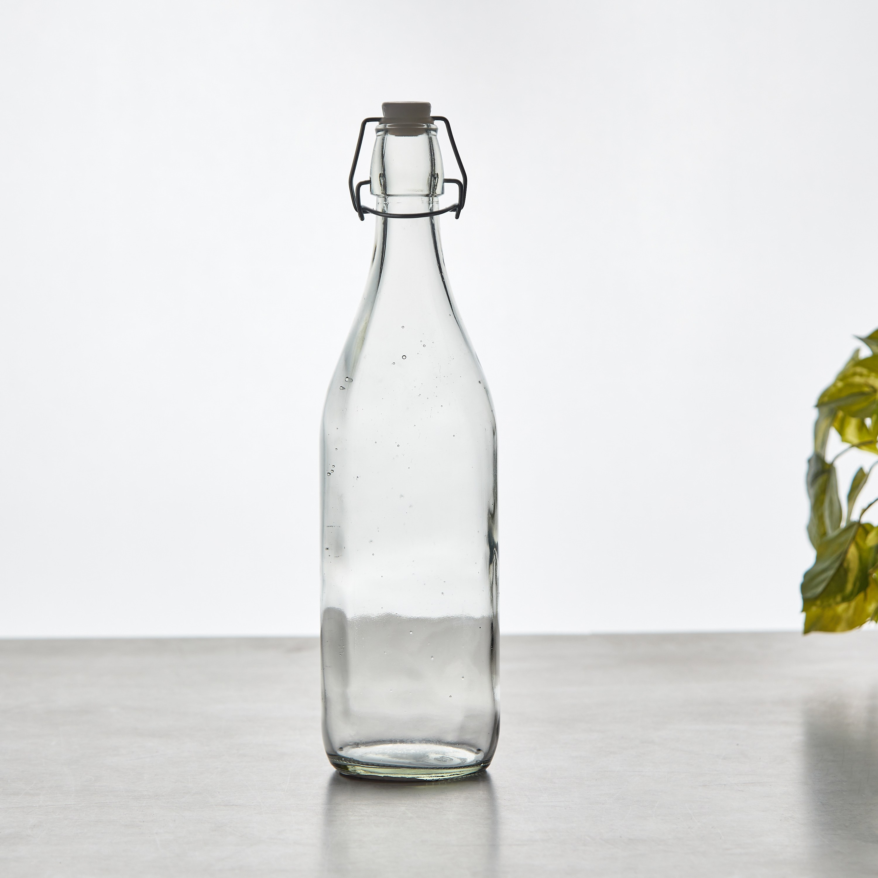 Cello Bottle - 1 L-household-dining-drinkserveware-bottles-image-1