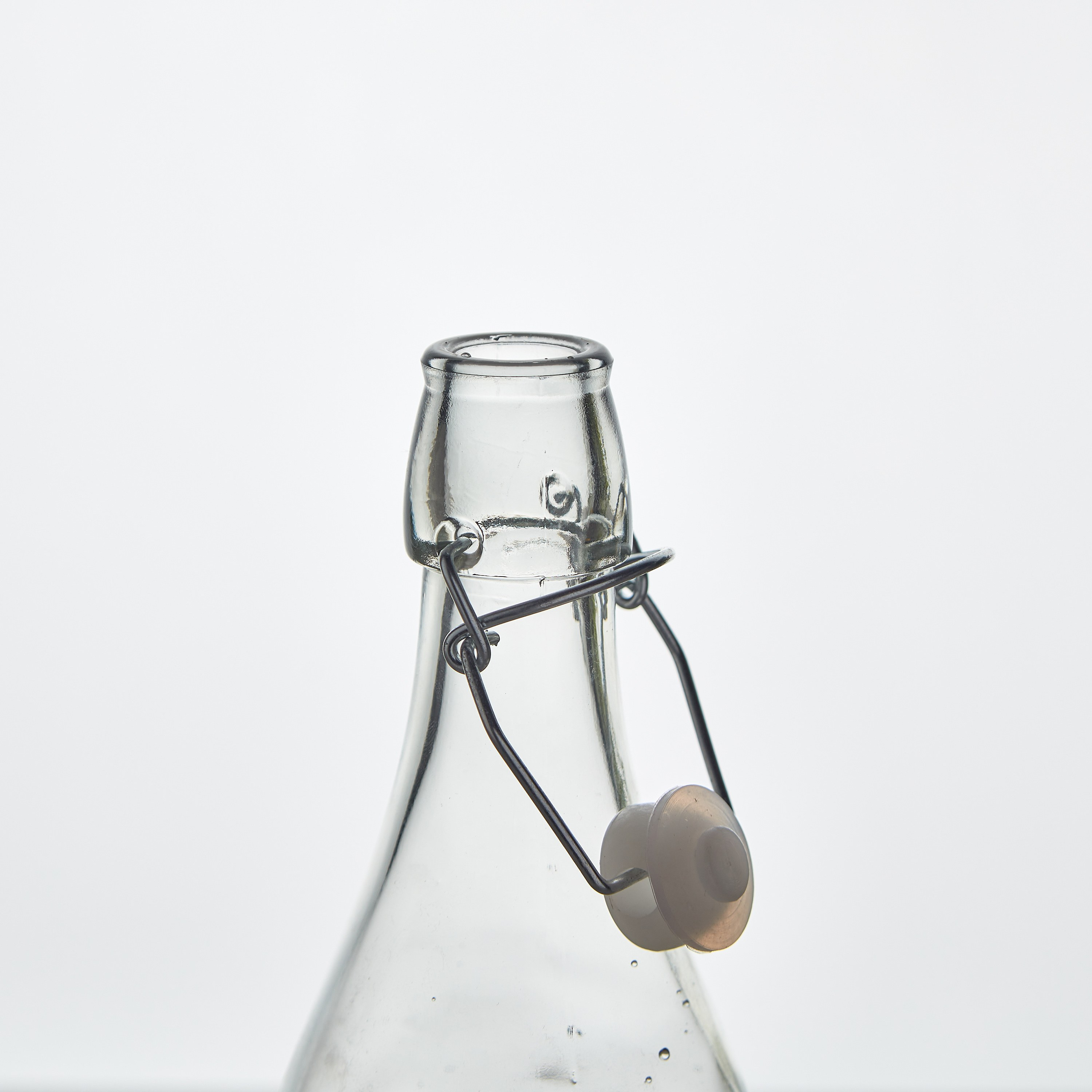 Cello Bottle - 1 L-household-dining-drinkserveware-bottles-image-2