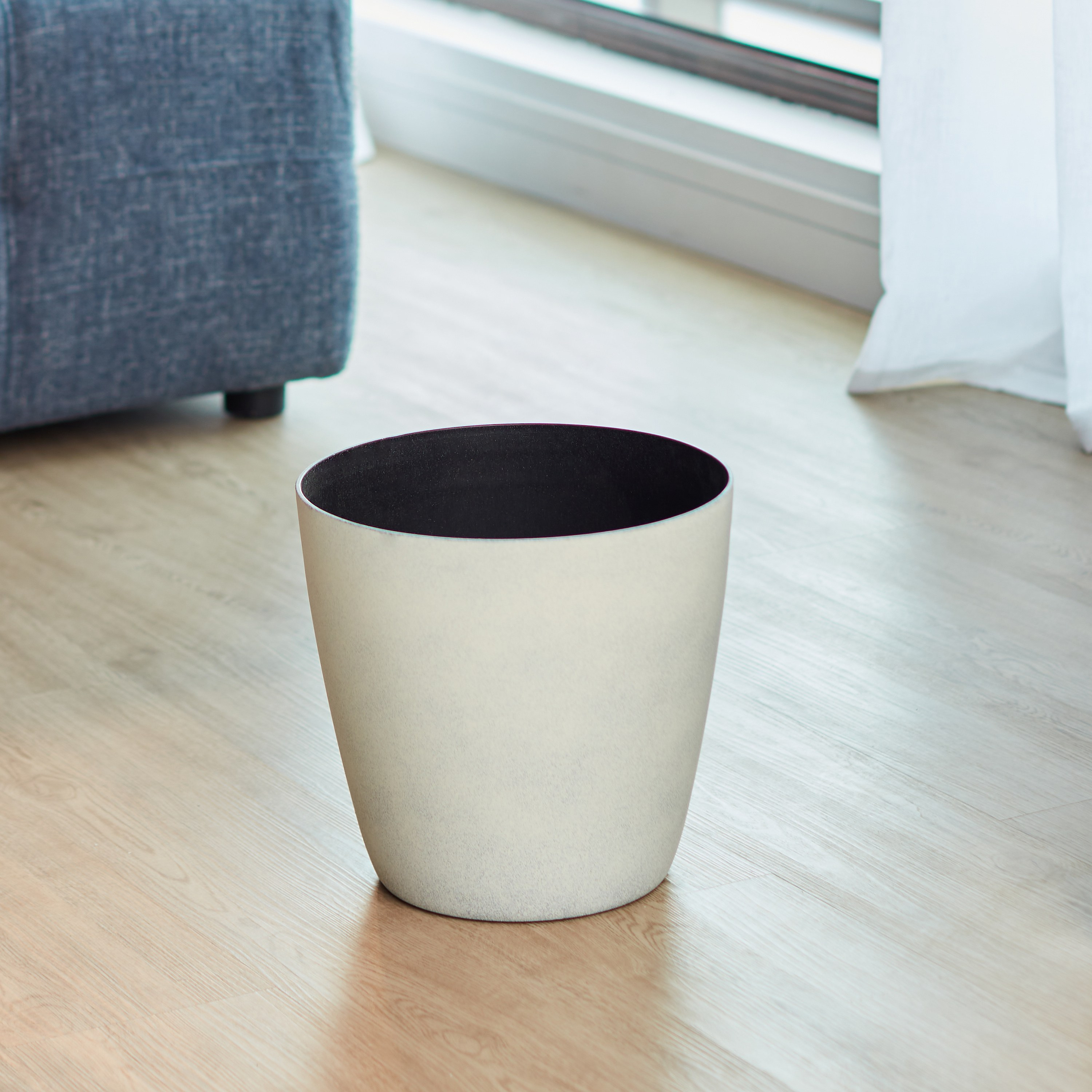 Ruby Plastic Planter - 27 cm-household-gardenandoutdoor-potsandplanters-planters-image-2