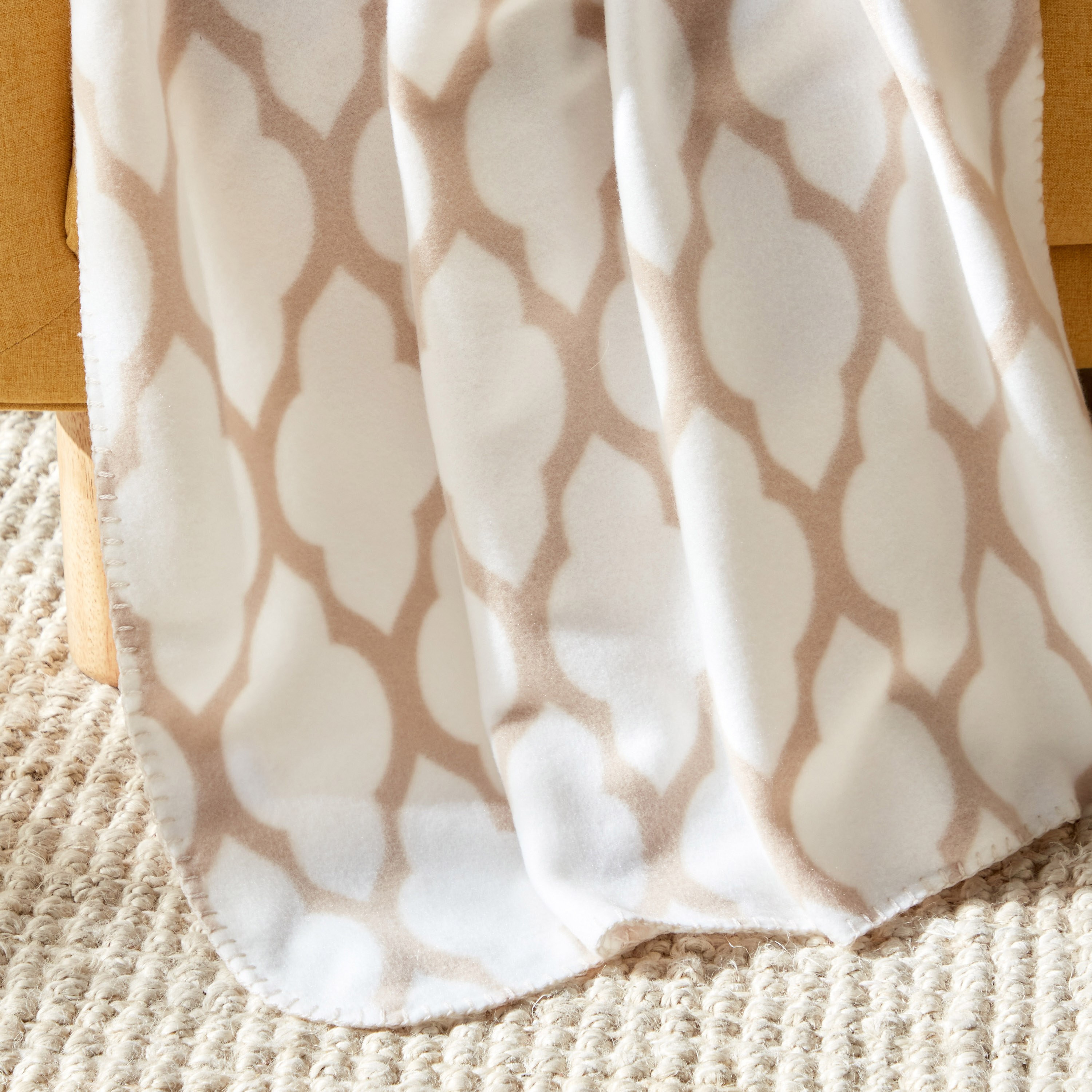 Polar 2-Piece Fleece Blanket Set - 120x150 cm-household-cushionsandthrows-throwsandblankets-blankets-image-2