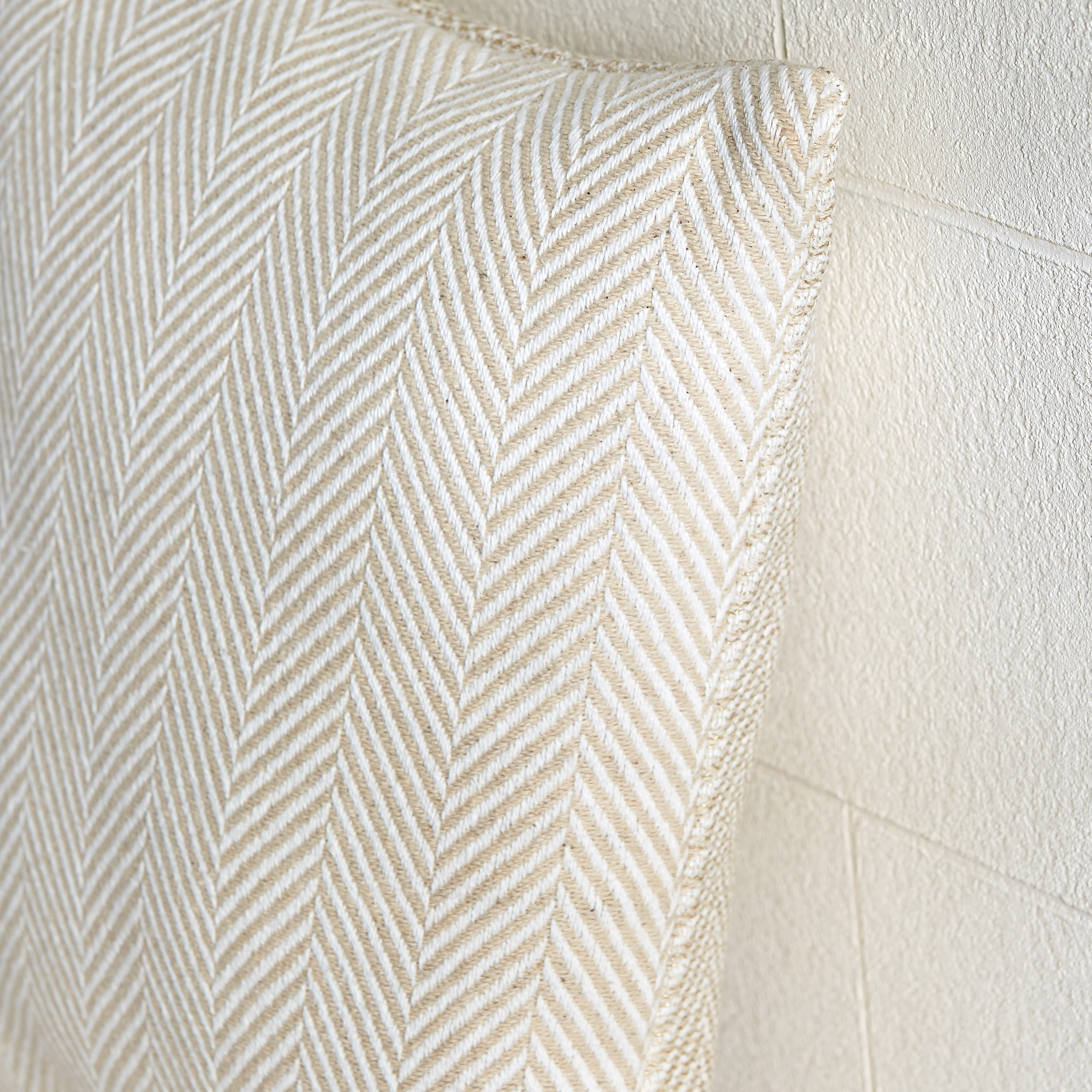 غطاء وسادة بتصميم متعرّج - 45x45 سم-household-cushionsandthrows-cushioncovers-image-2