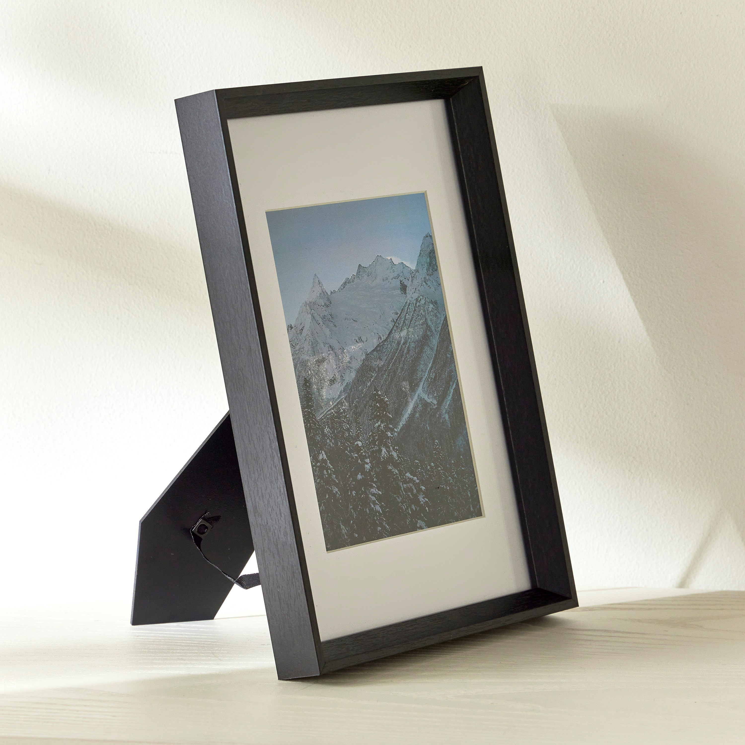 Aiden Photo Frame - 23x32 cm-household-walldecorandmirrors-photoframes-image-2
