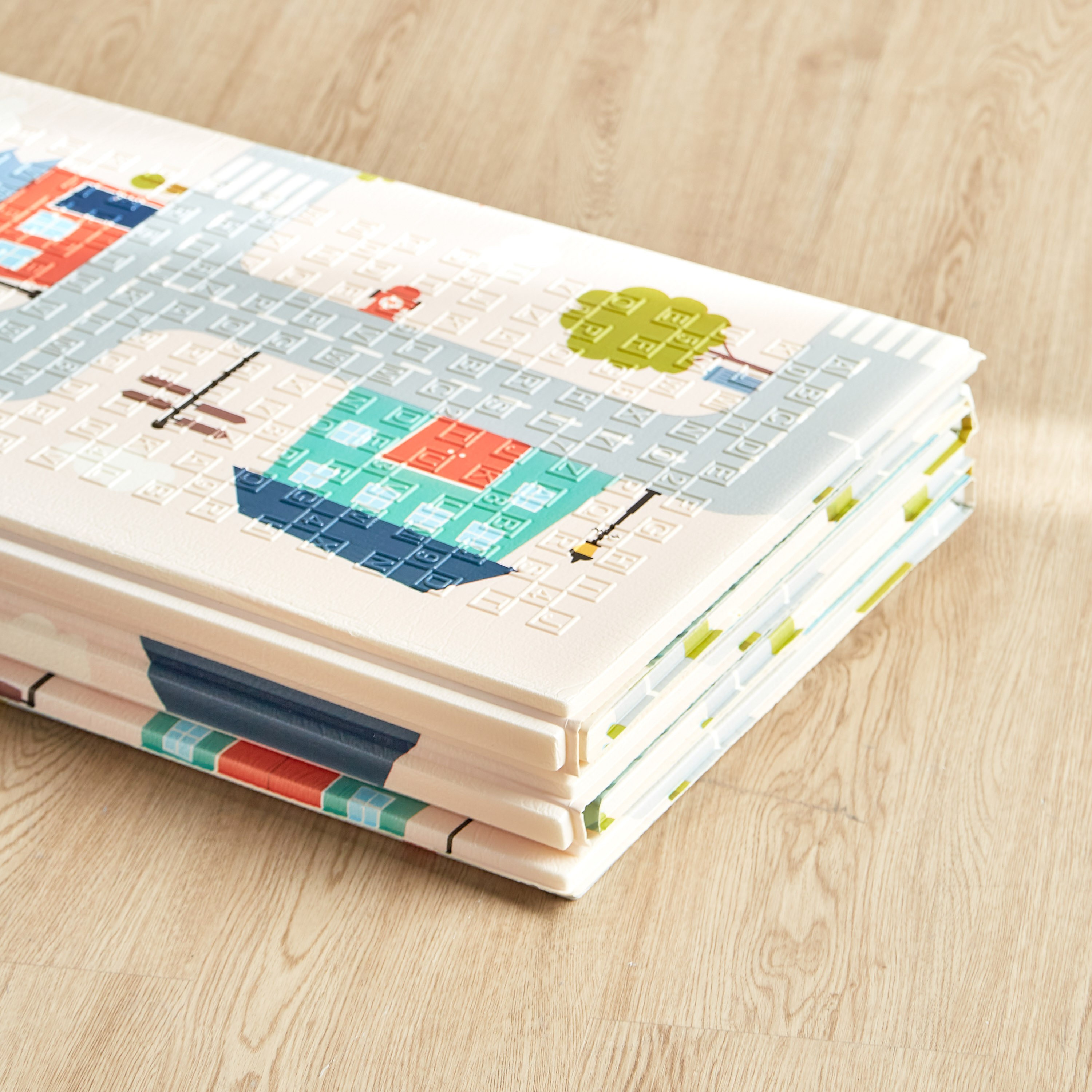 بساط لعب قابل للطي على الوجهين - نيبرهود - 177x197 سم-babyandkids-rugsandcarpets-playmats-image-6