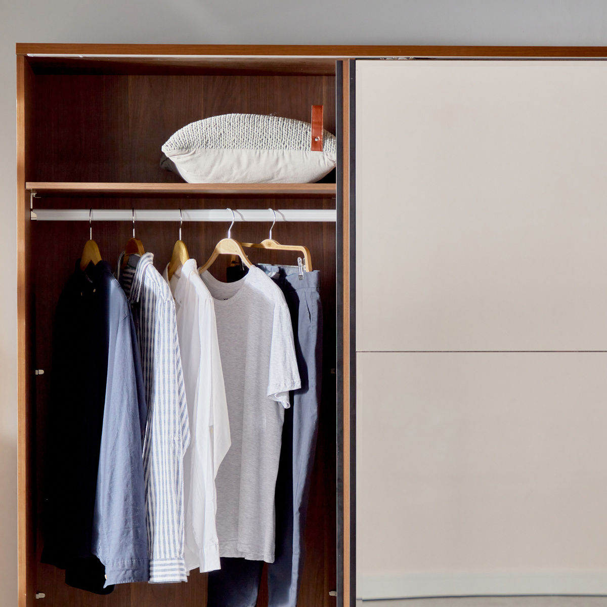 خزانة ملابس بـ 3 أبواب إنزلاقية - بروكلين 15 | خزانة ملابس بـ 3 أبواب إنزلاقية - بروكلين