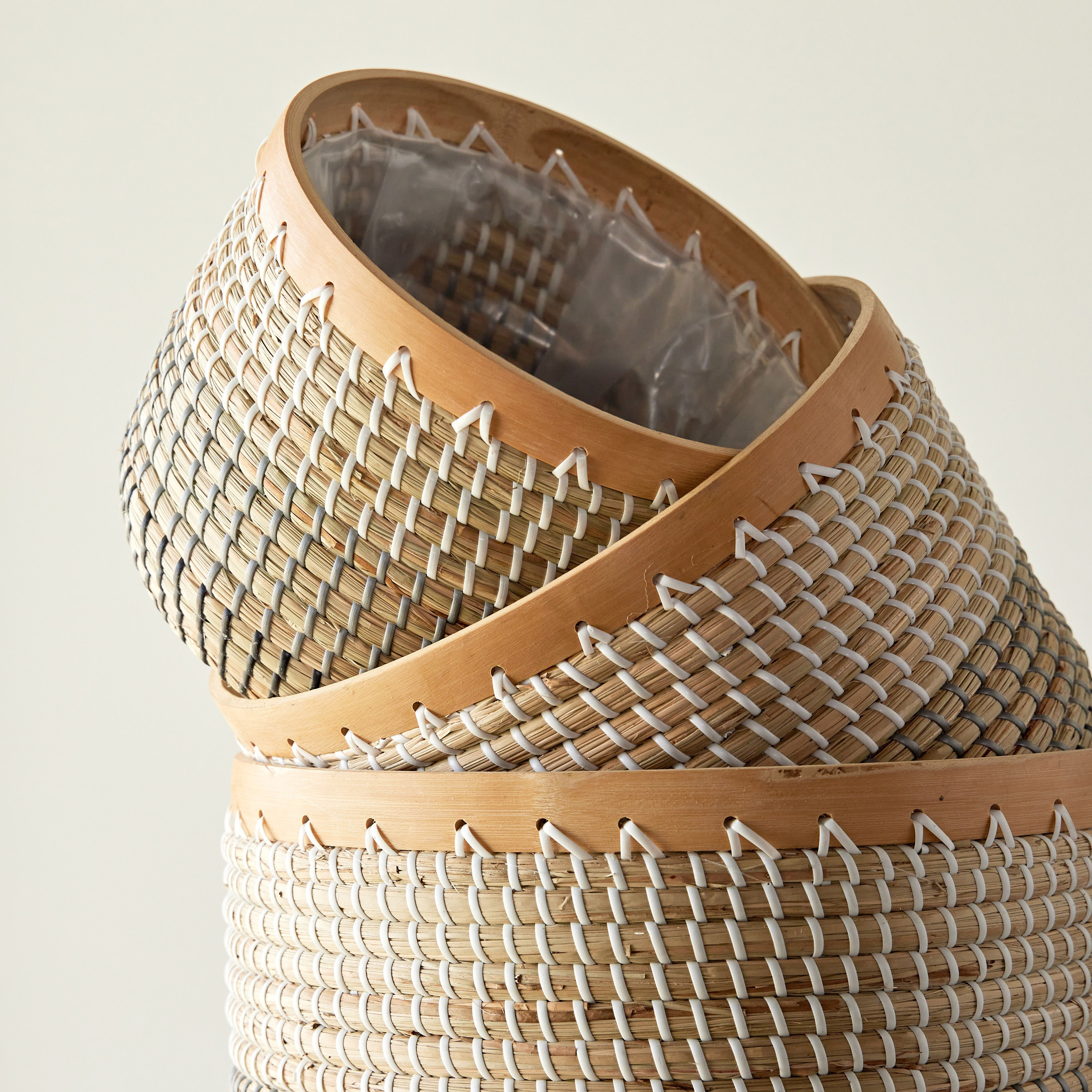 Bali Rattan Planter - 28 cm-household-gardenandoutdoor-potsandplanters-image-3