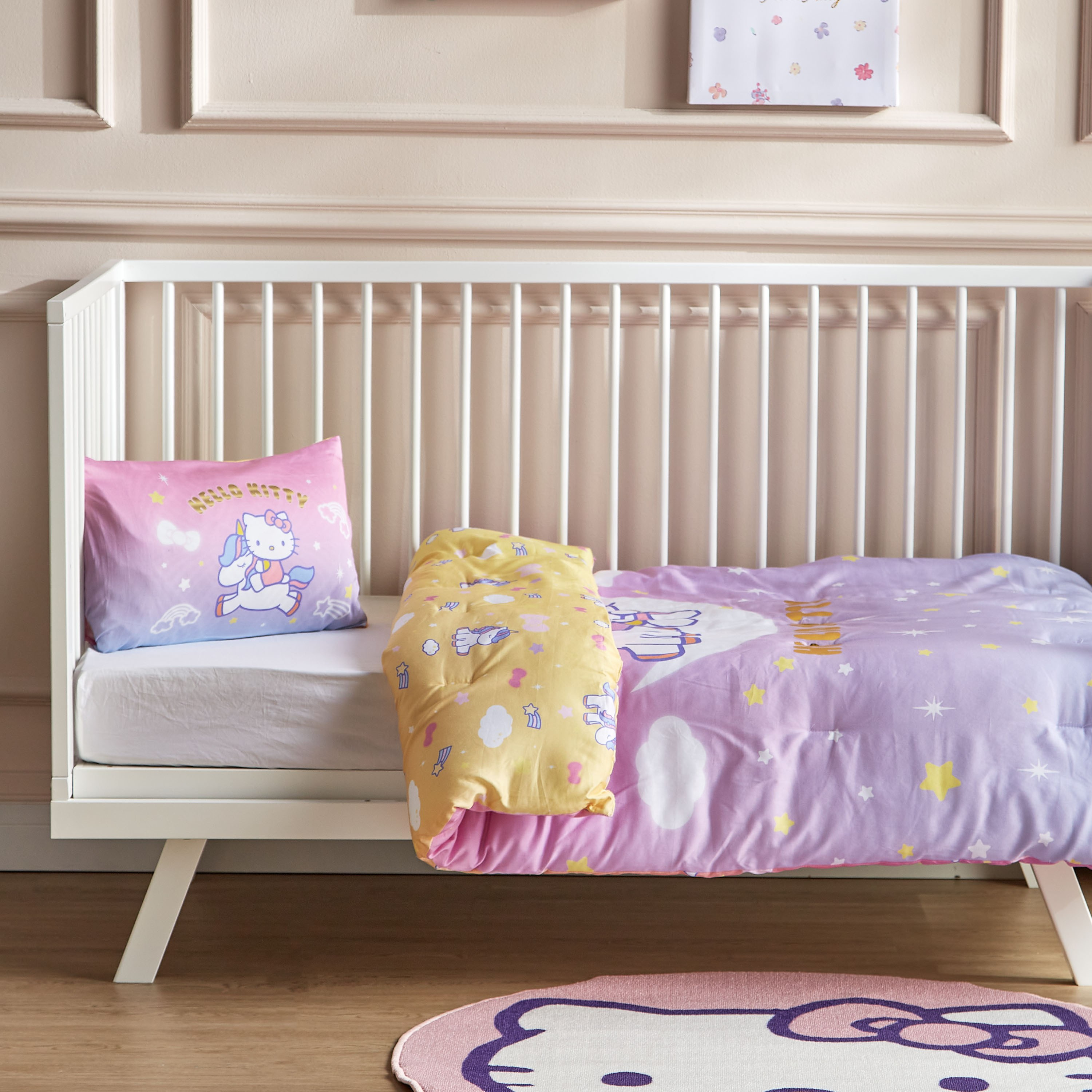 Hello Kitty 2-Piece Toddler Comforter Set - 100x140 cm