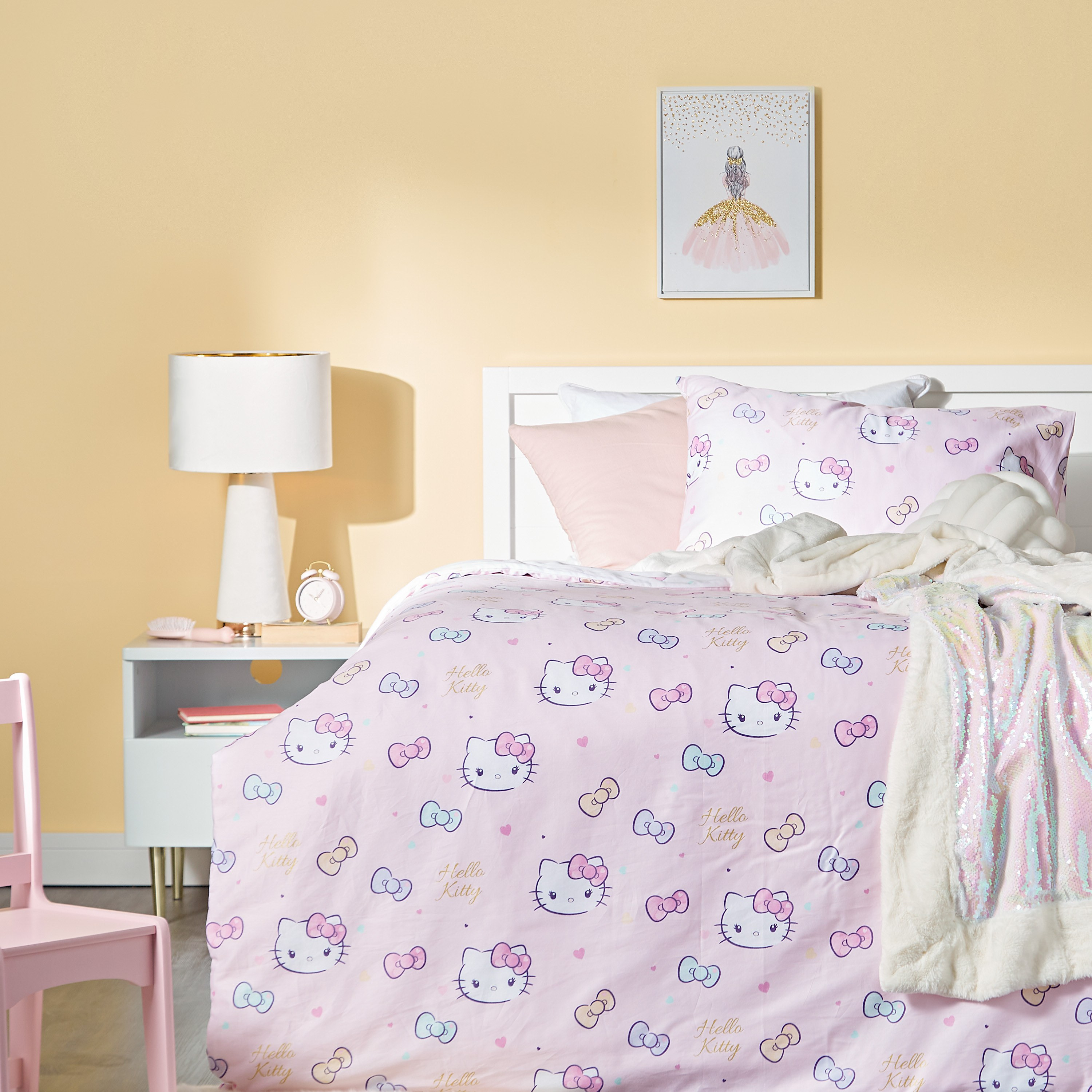 طقم غطاء لحاف فردي قطعتين بتصميم أزهار 135x200 سم - هالو كيتي-babyandkids-beddingandwindows-bedding-duvets-image-6
