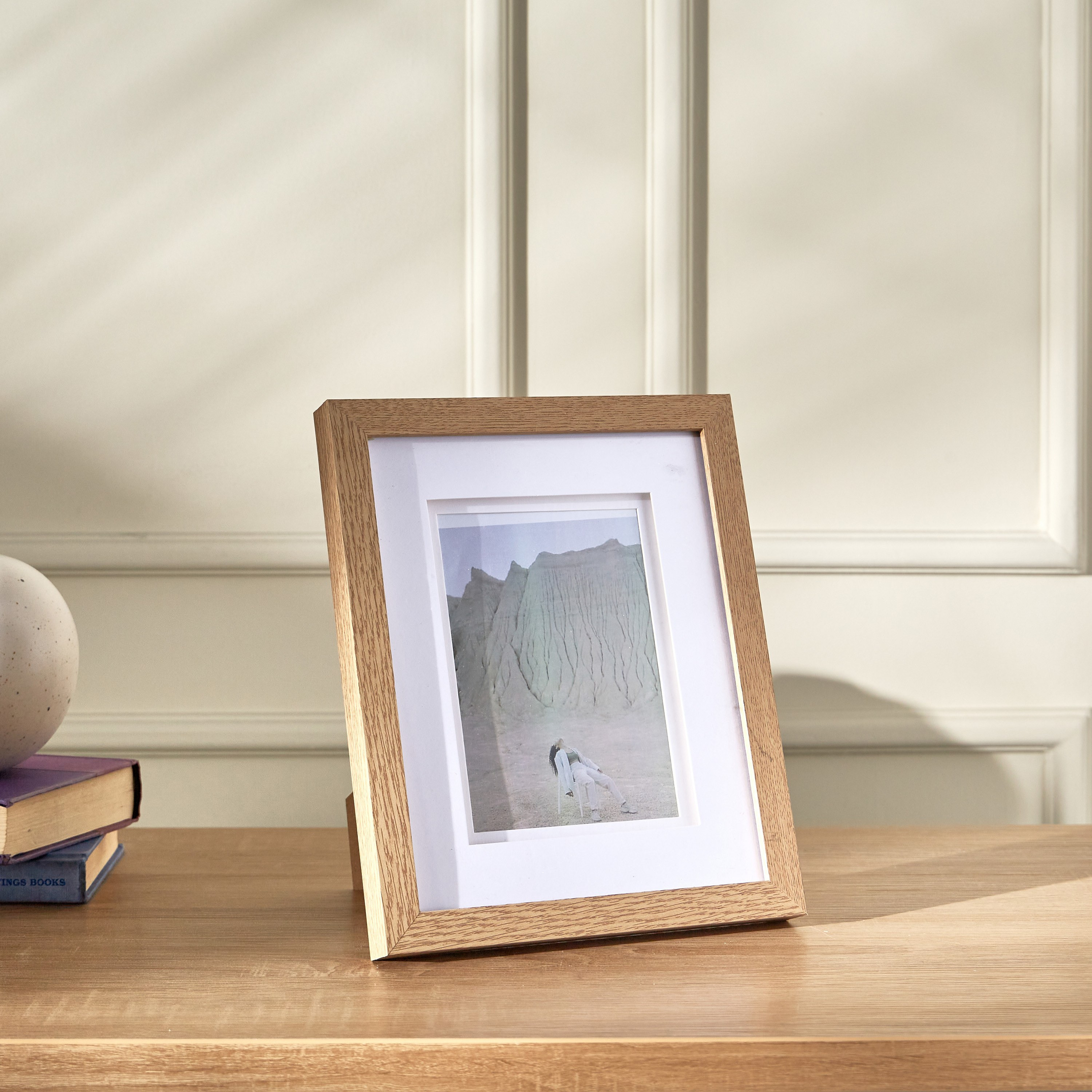 Idesia Photo Frame - 23x28 cm-household-walldecorandmirrors-photoframes-image-2