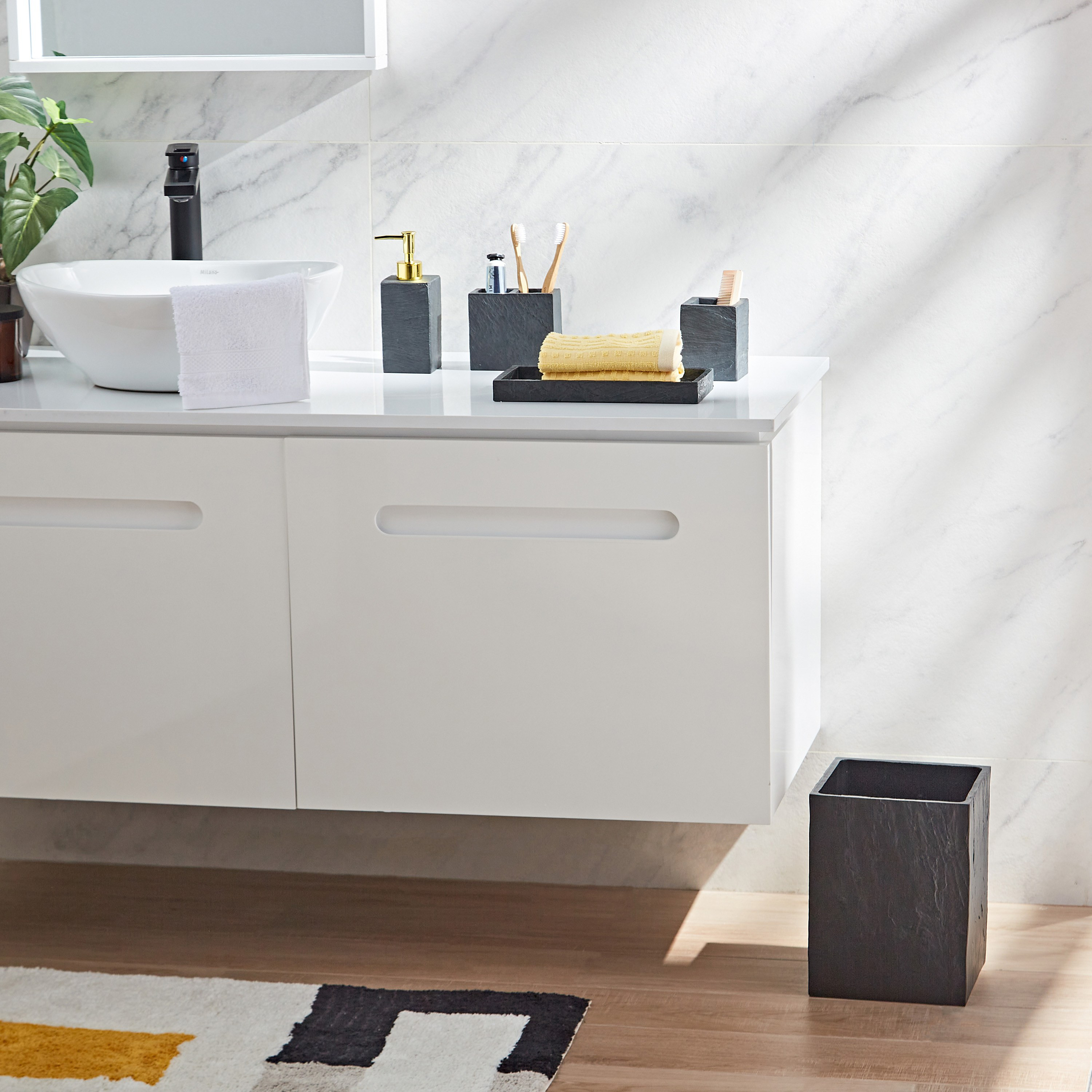 Ryan Tumbler-household-bathandlaundry-bathaccessories-toothbrushholdersandtumblers-image-4