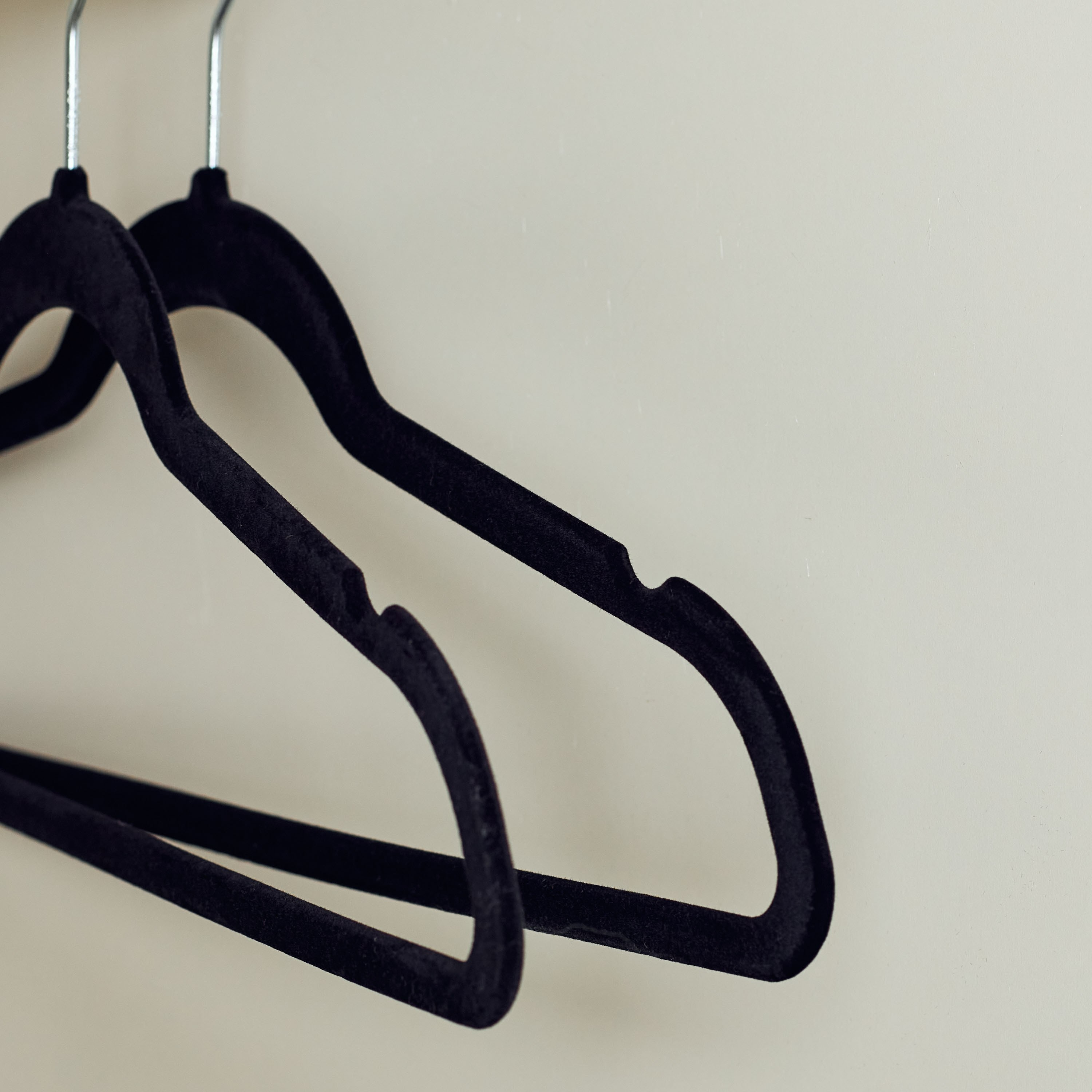 Jacinta Flock Clothes Hanger - Set of 30-household-storage-closetstorage-hangers-image-3