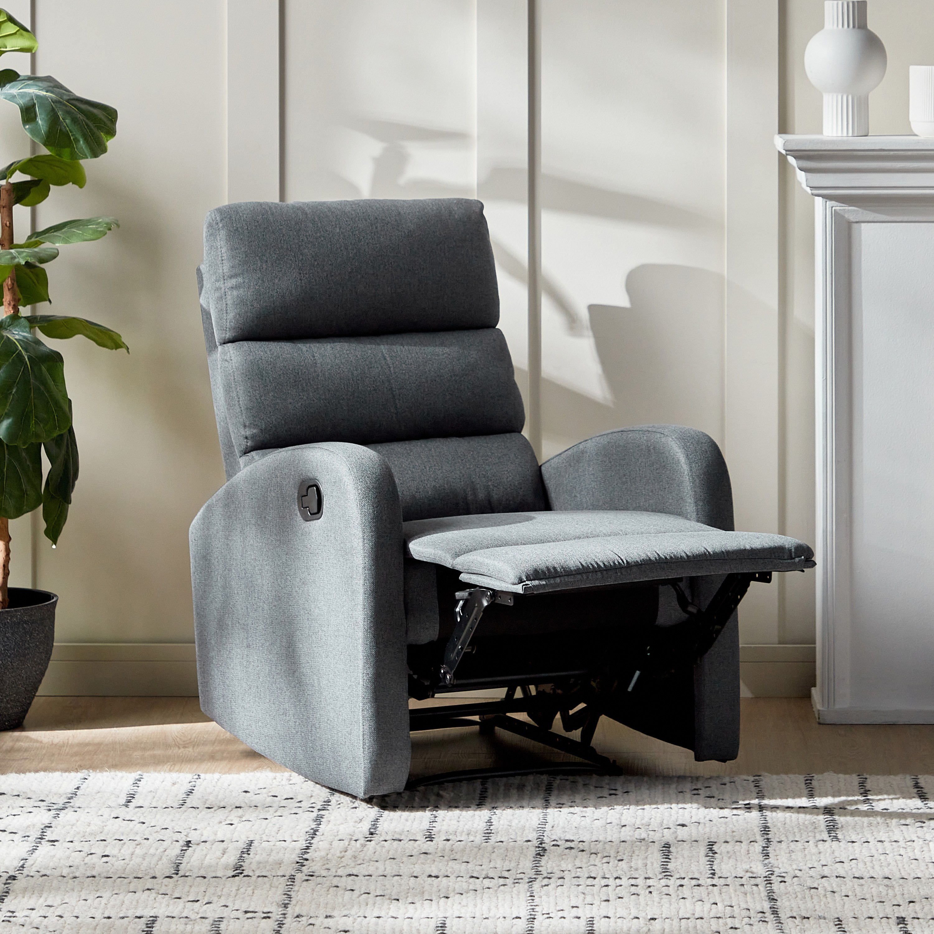 ella comfort recliner