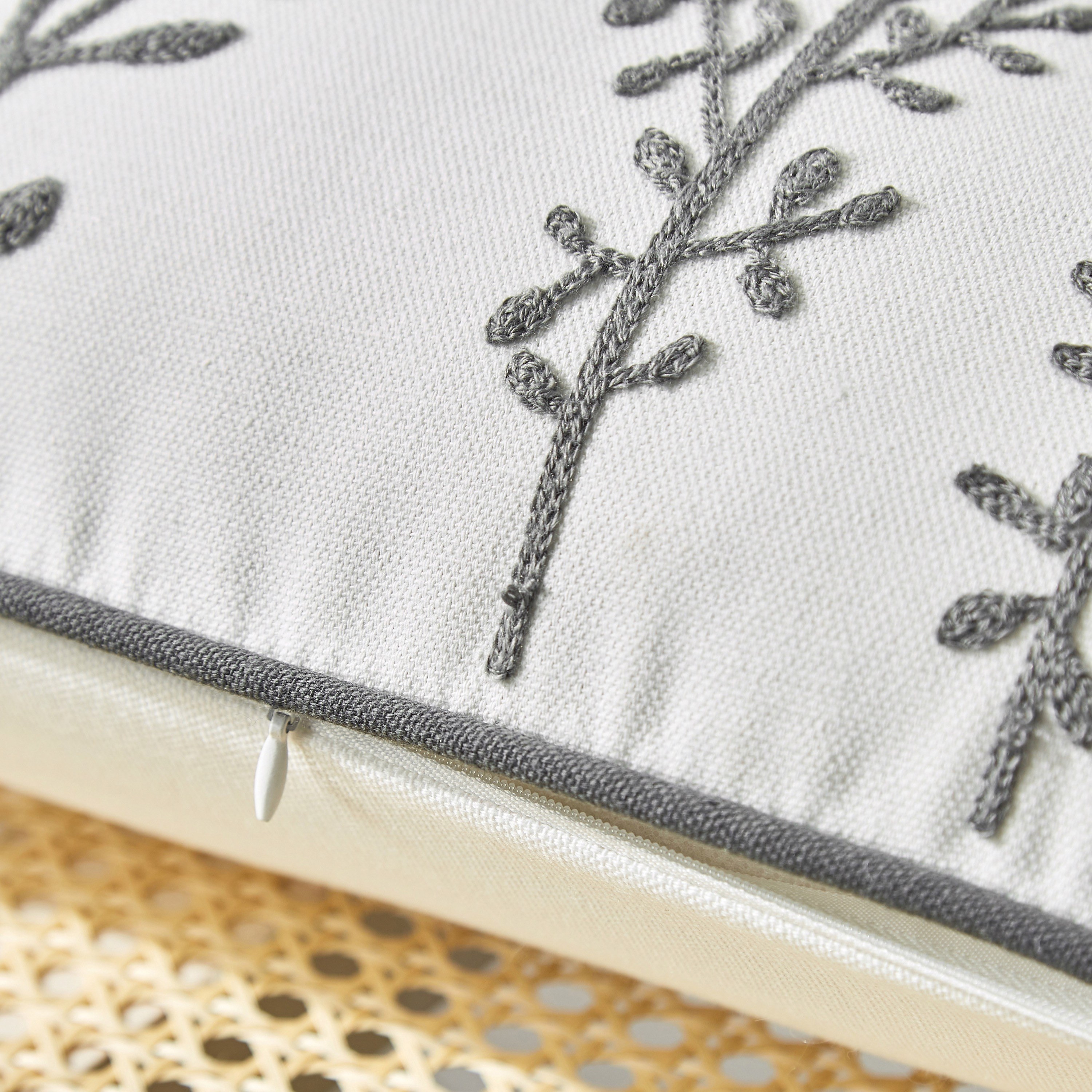 Retro Bloom Filled Cushion - 50x30 cm-household-cushionsandthrows-filledcushions-decorativecushions-image-3