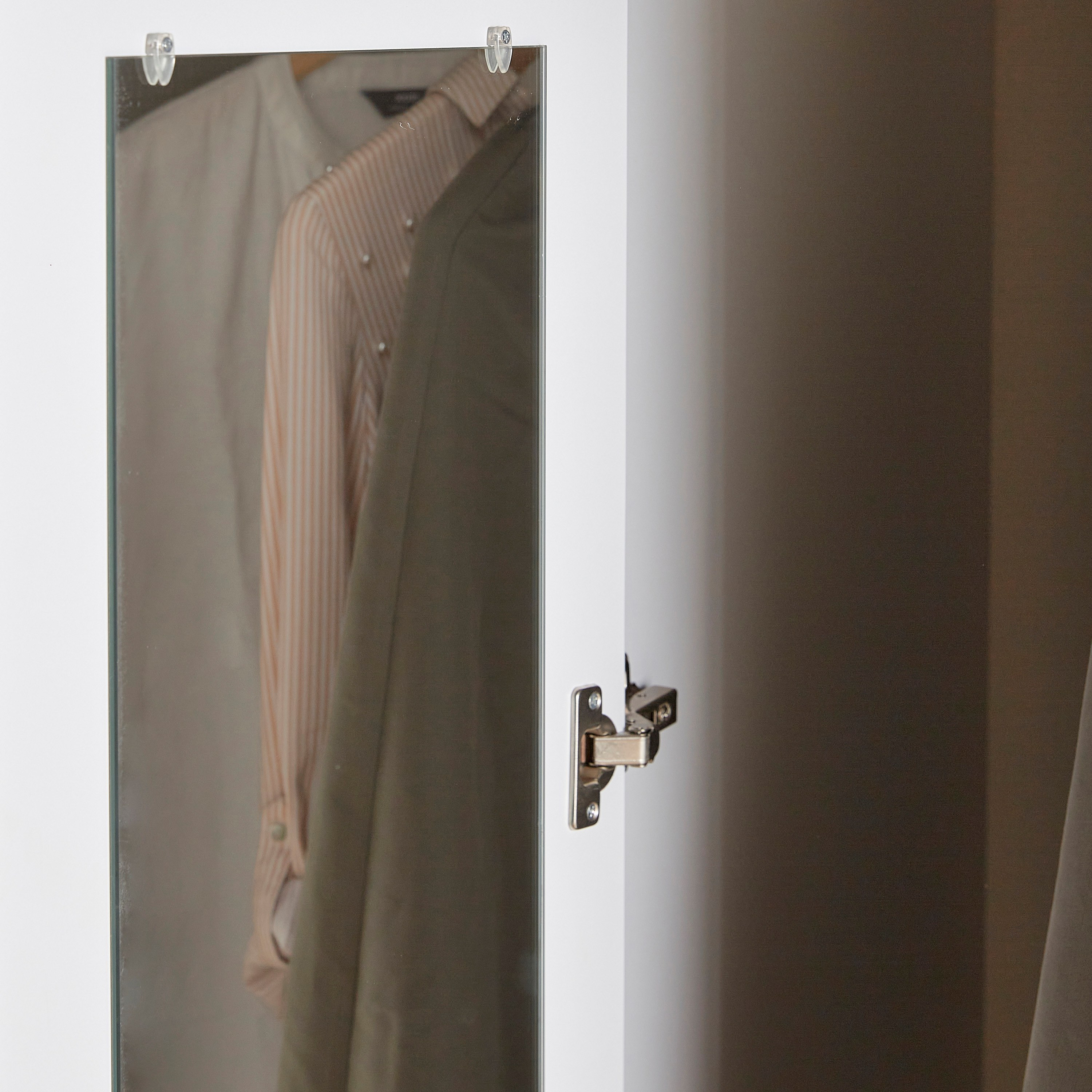 | خزانة ملابس 6 أبواب بأدراج - إلاين