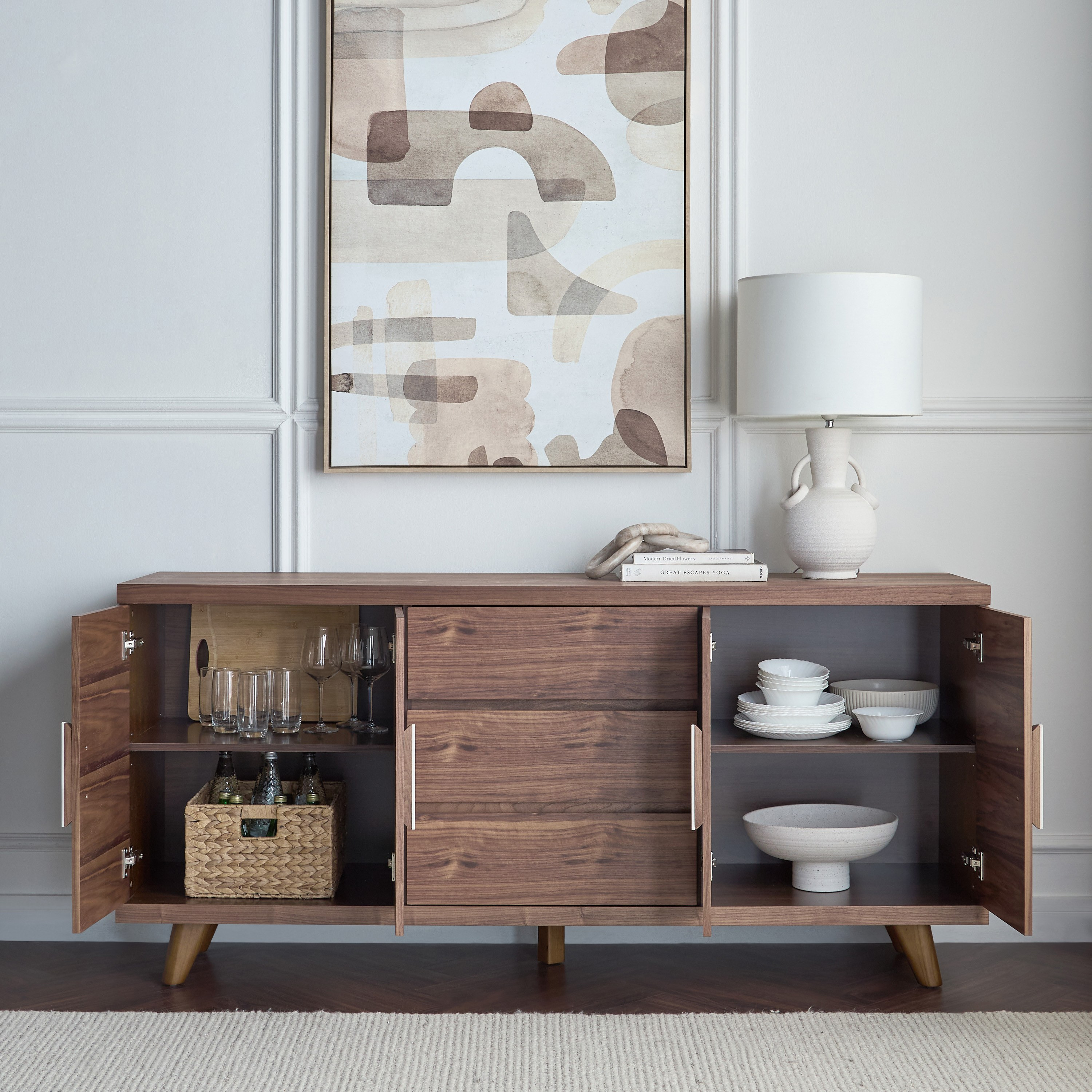 بوفيه - نويڤو-furniture-diningroom-buffethutchesandcurios-image-3