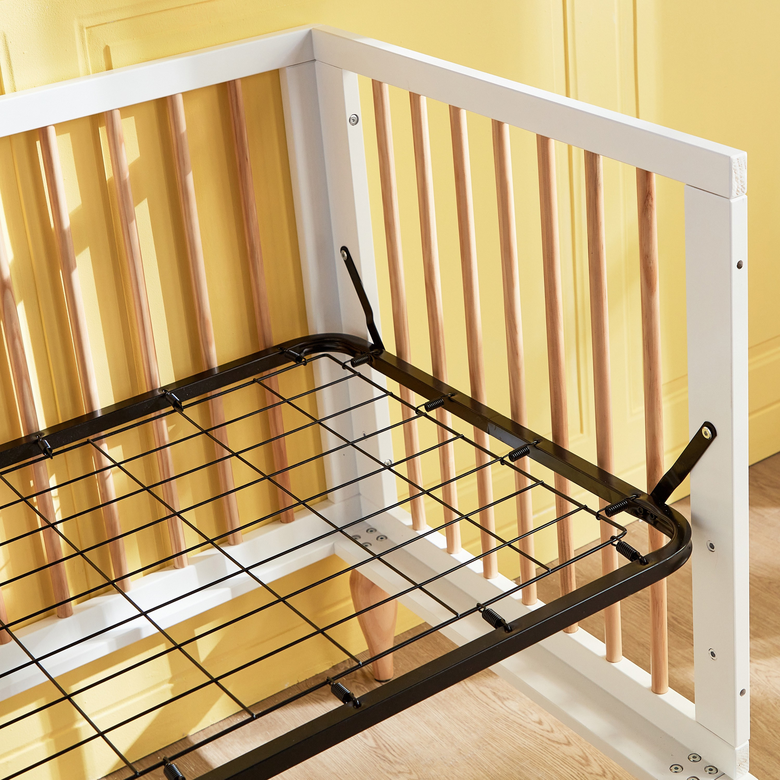 Cot sales mattress spring