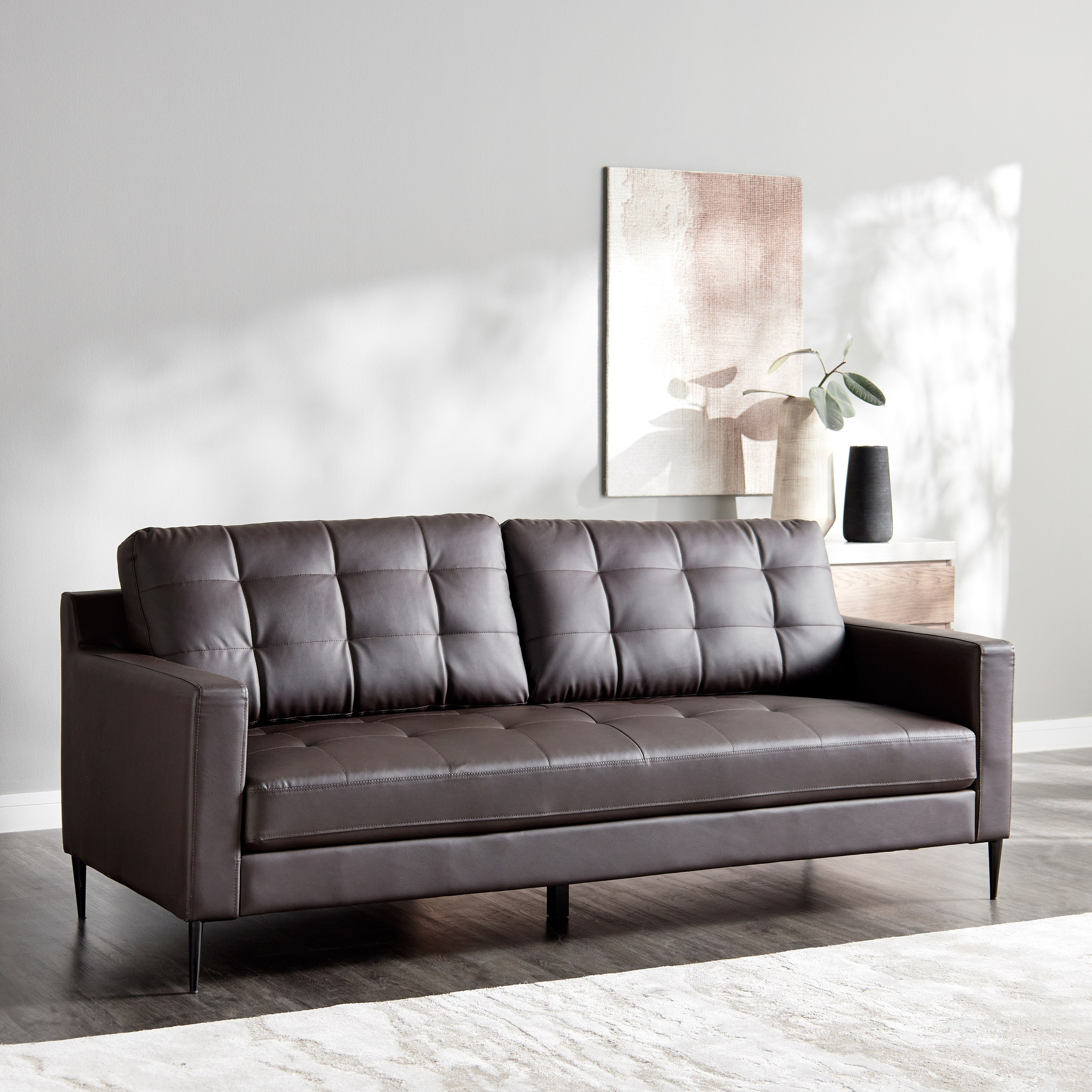 Discount leather deals sofas