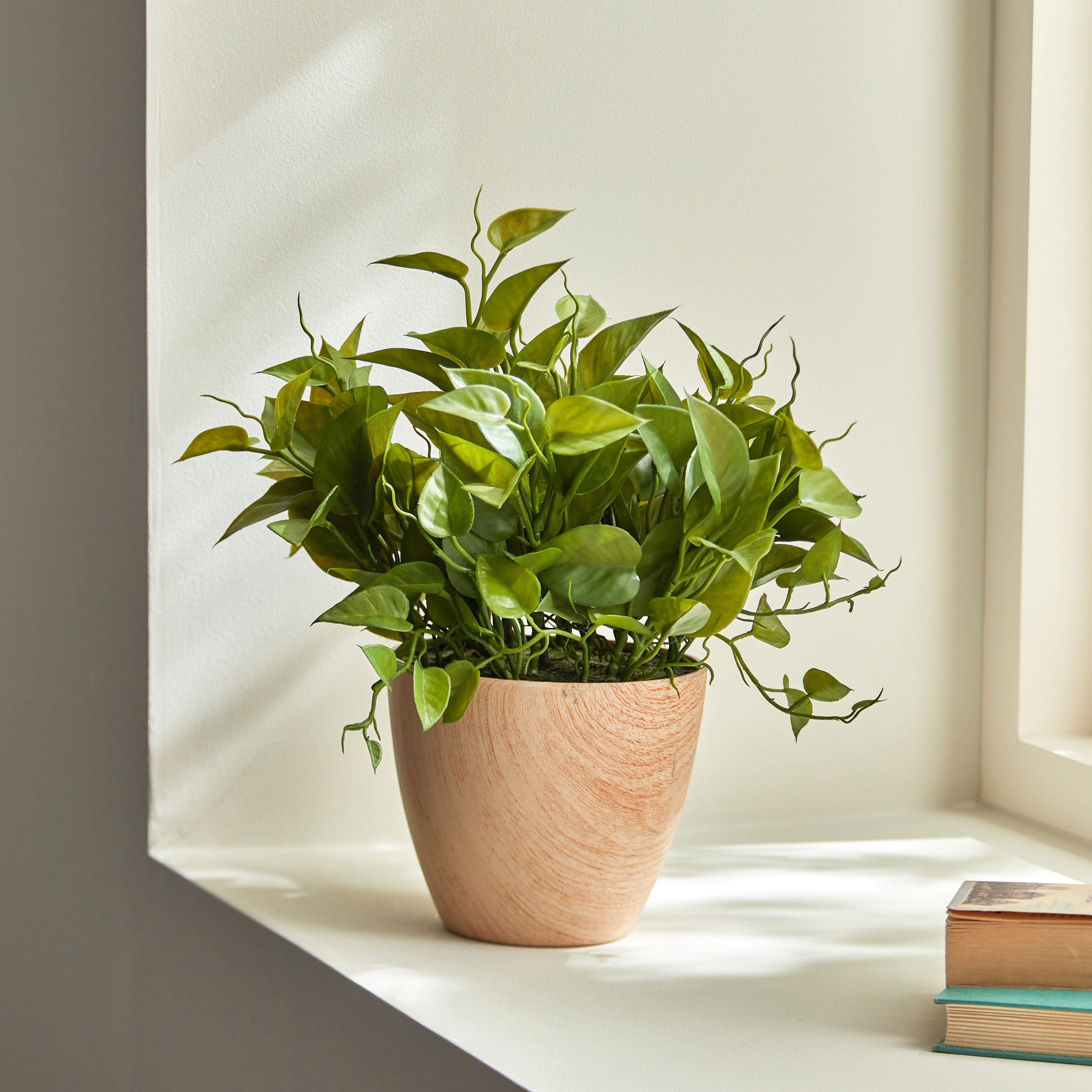 Vine in Wooden Pot - 41 cm-household-gardenandoutdoor-artificialplants-pottedplants-image-1